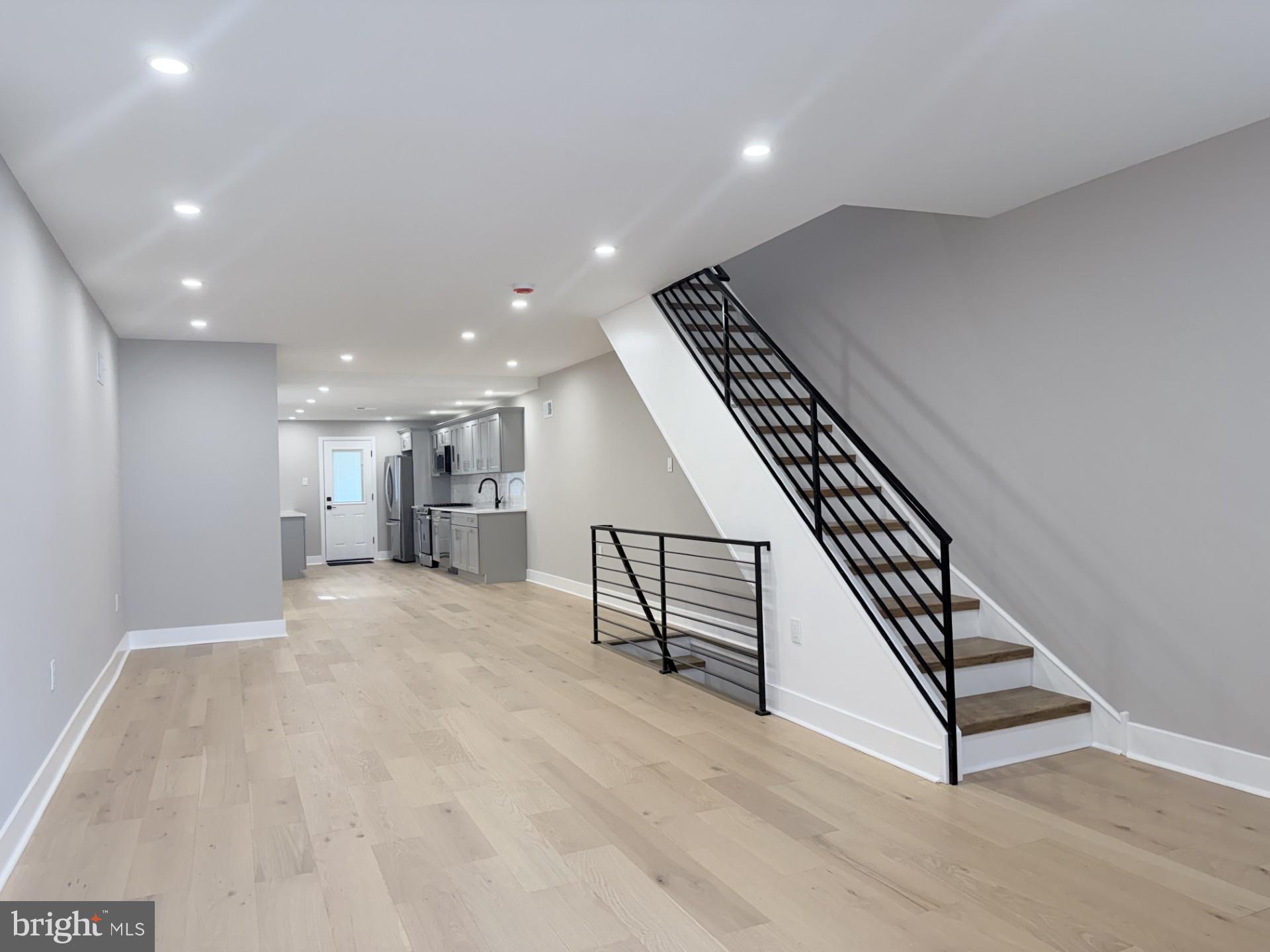 PHILADELPHIA (WEST) - Residential