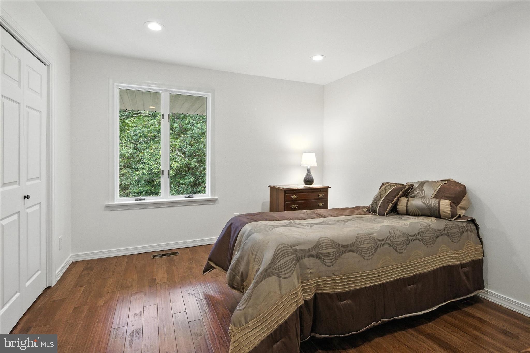 ANGELICA WOODS - Residential