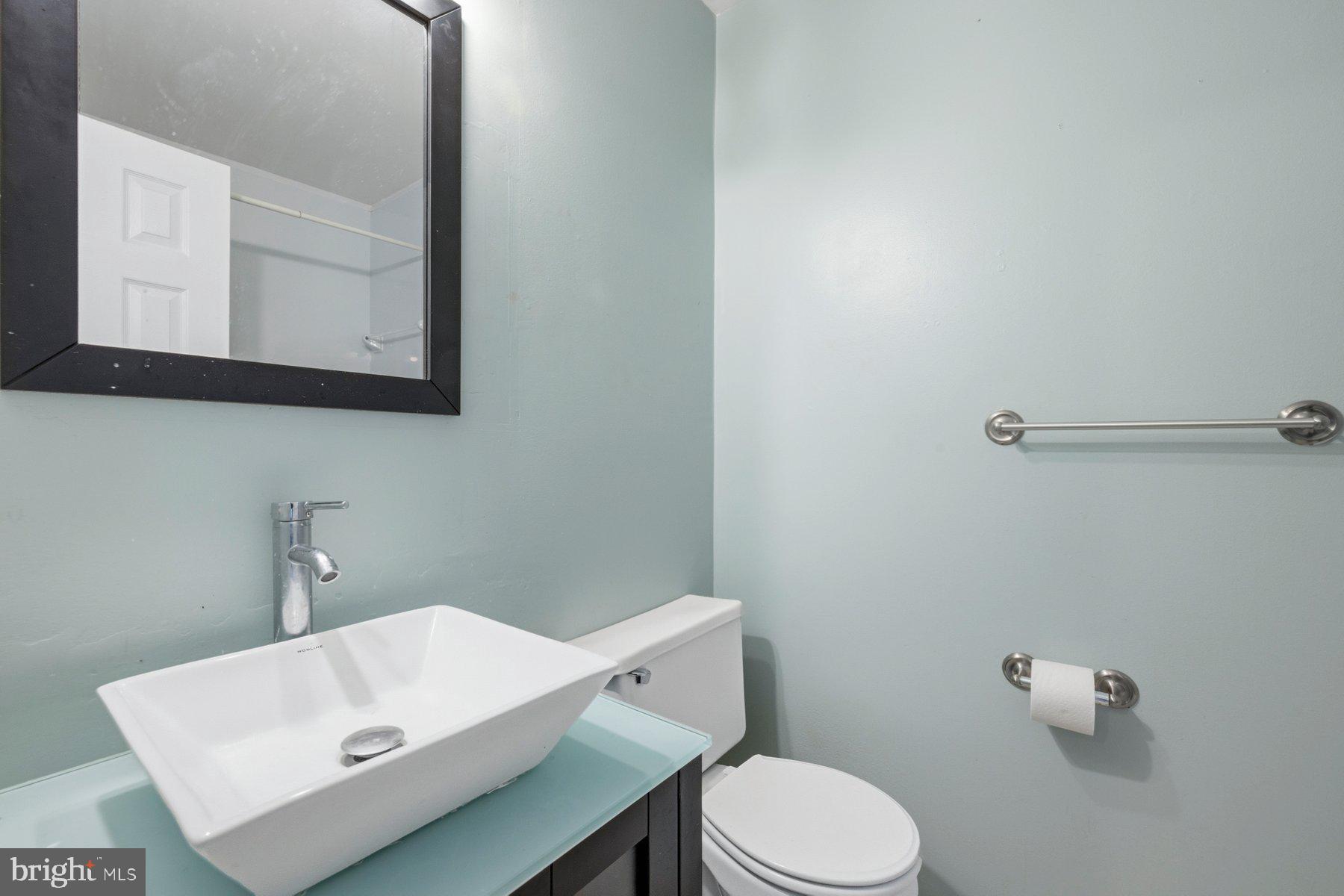 WESTBURY - Residential