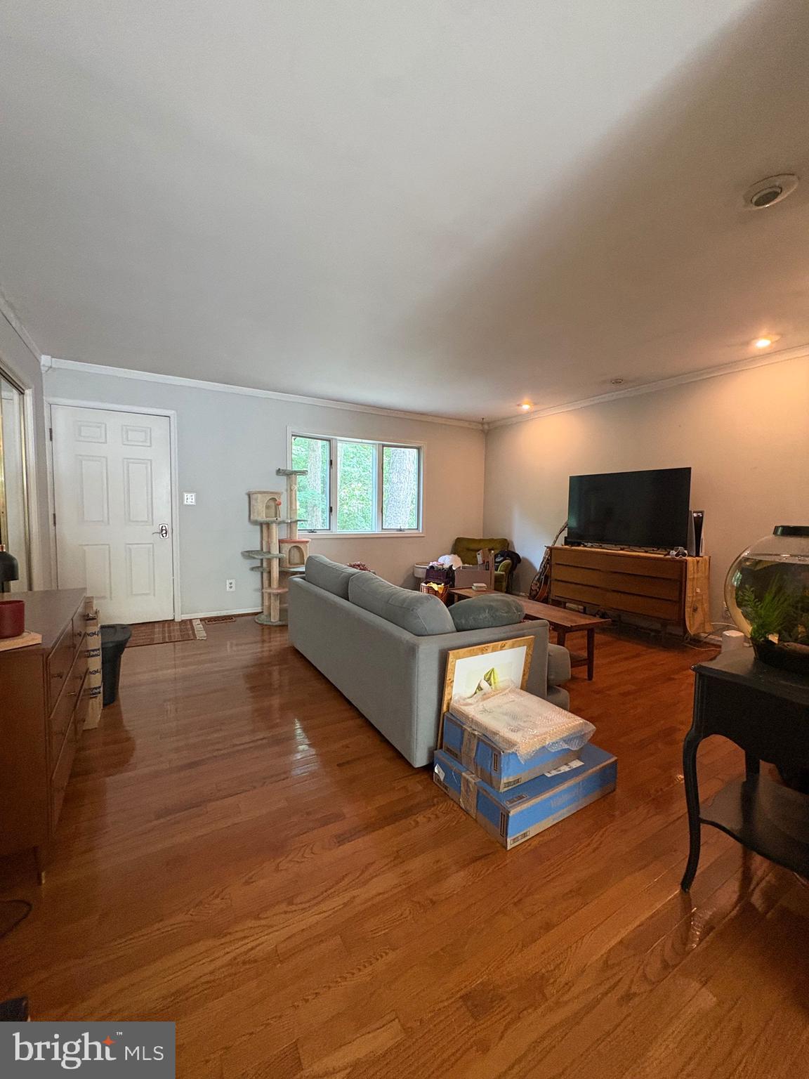 LONG BEACH - Residential