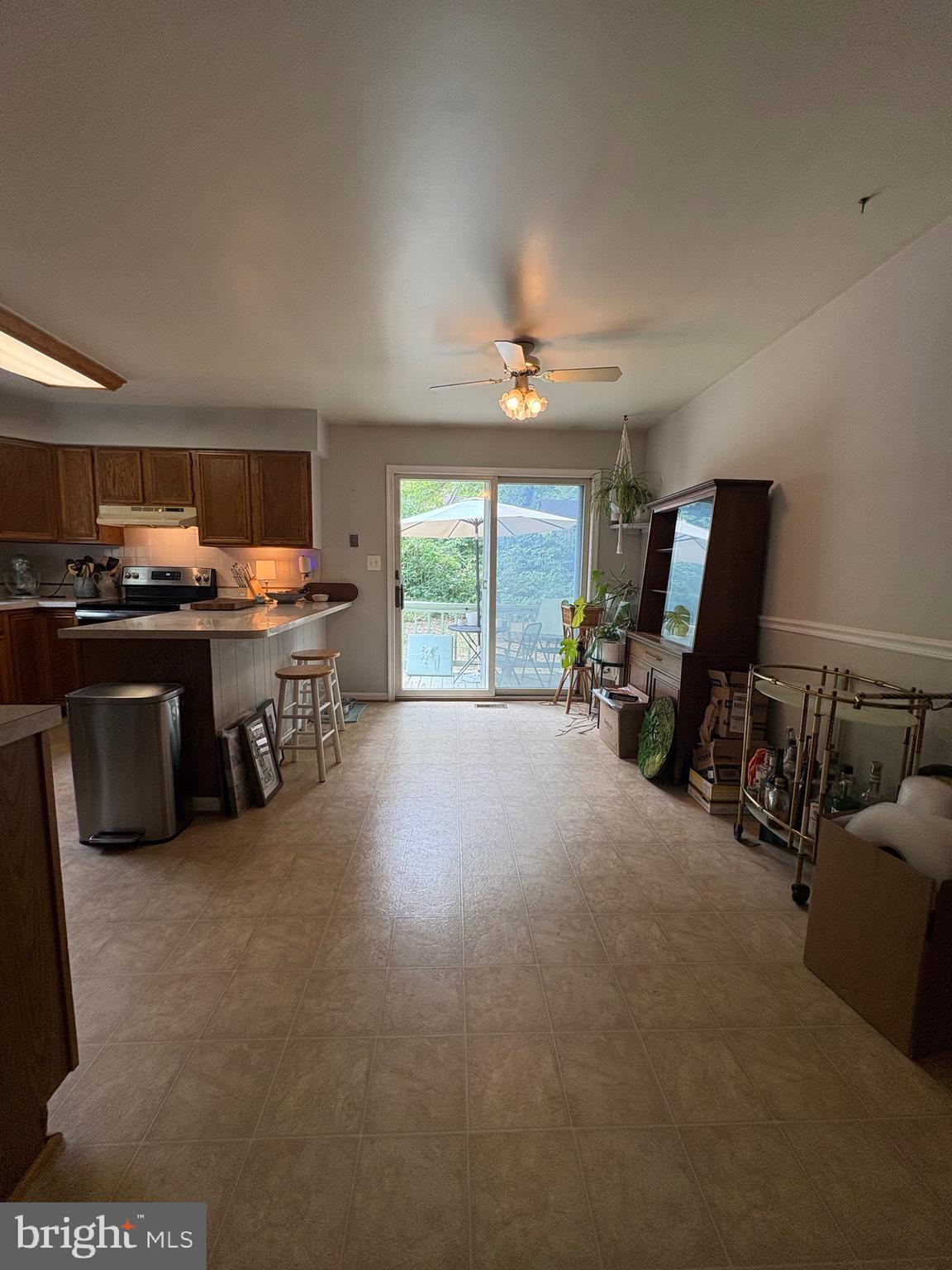 LONG BEACH - Residential
