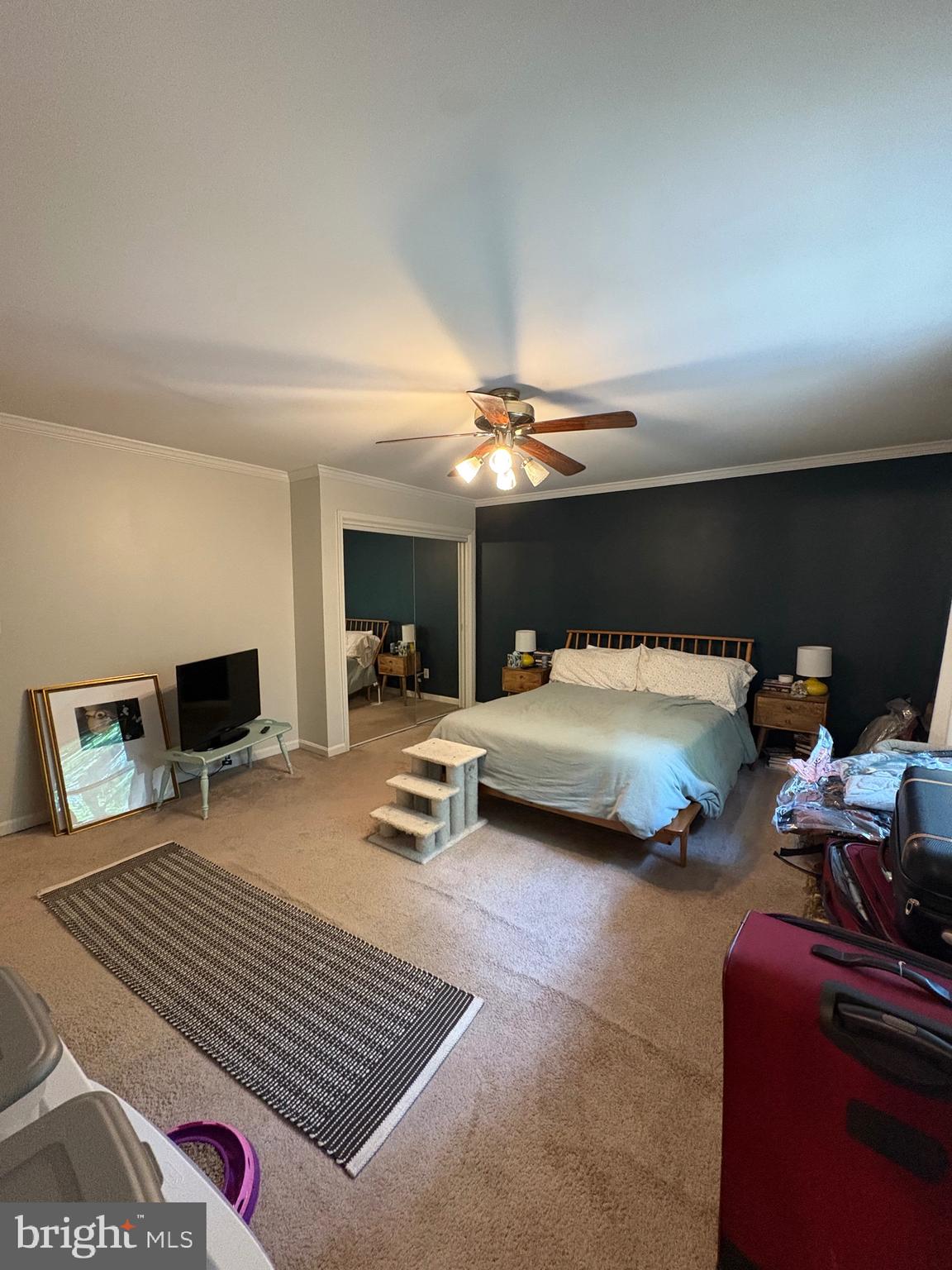 LONG BEACH - Residential
