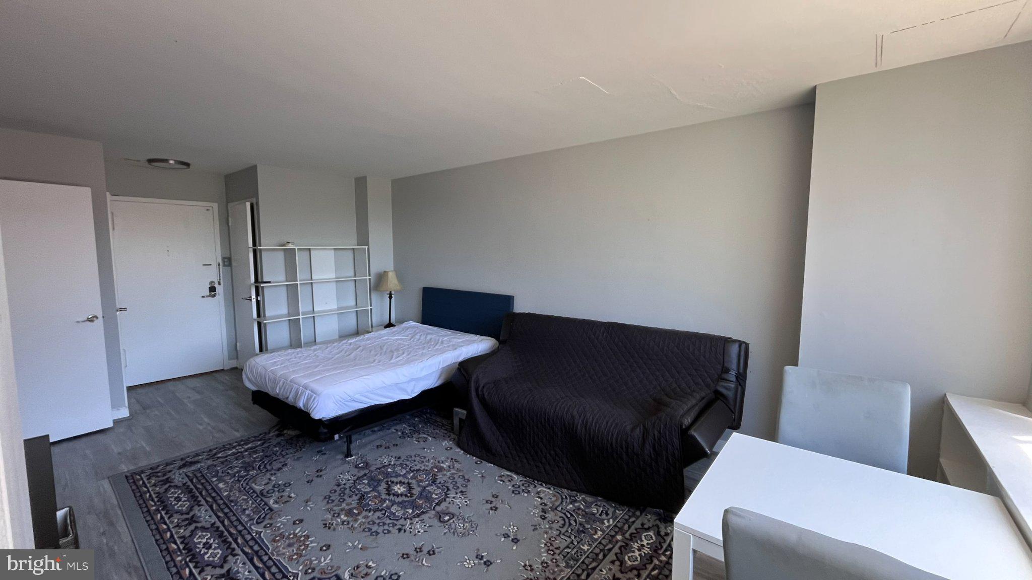 RIVER PLACE - Residential