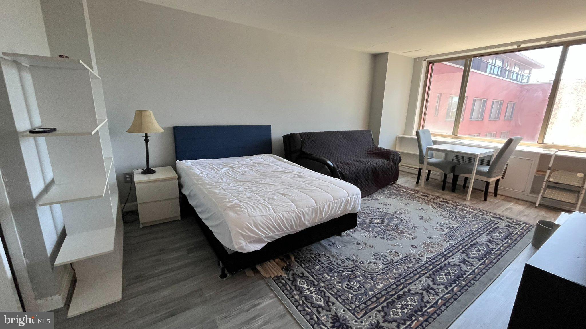 RIVER PLACE - Residential