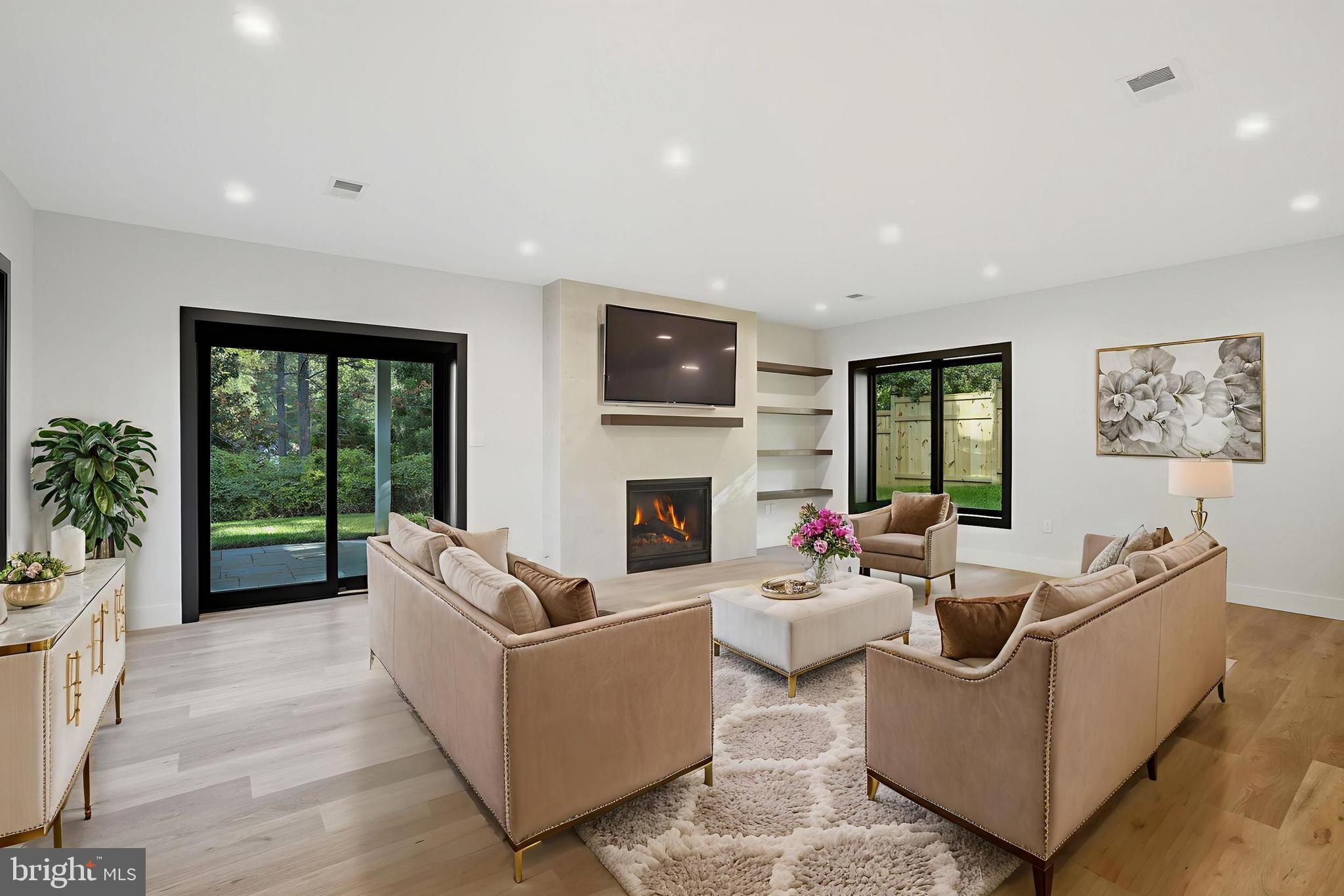 FRANKLIN PARK - Residential