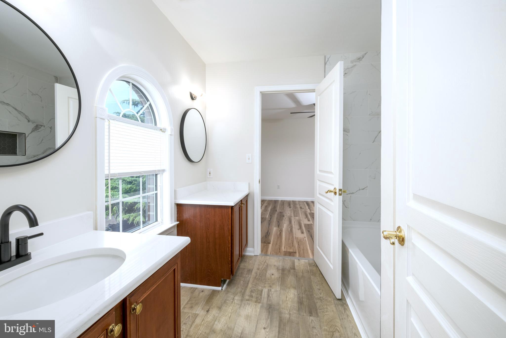 HEATHER GLEN - Residential