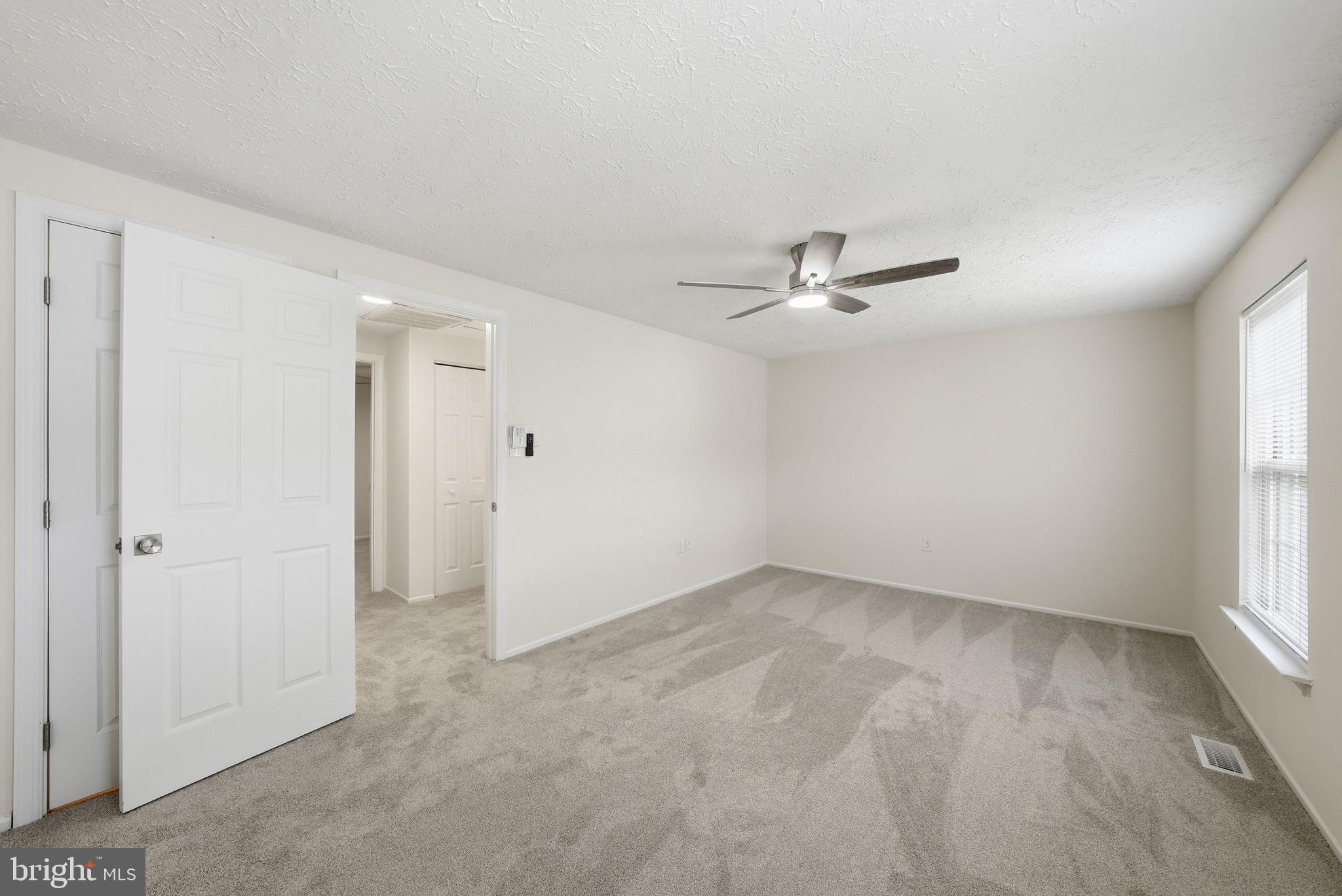 WHITE OAK - Residential