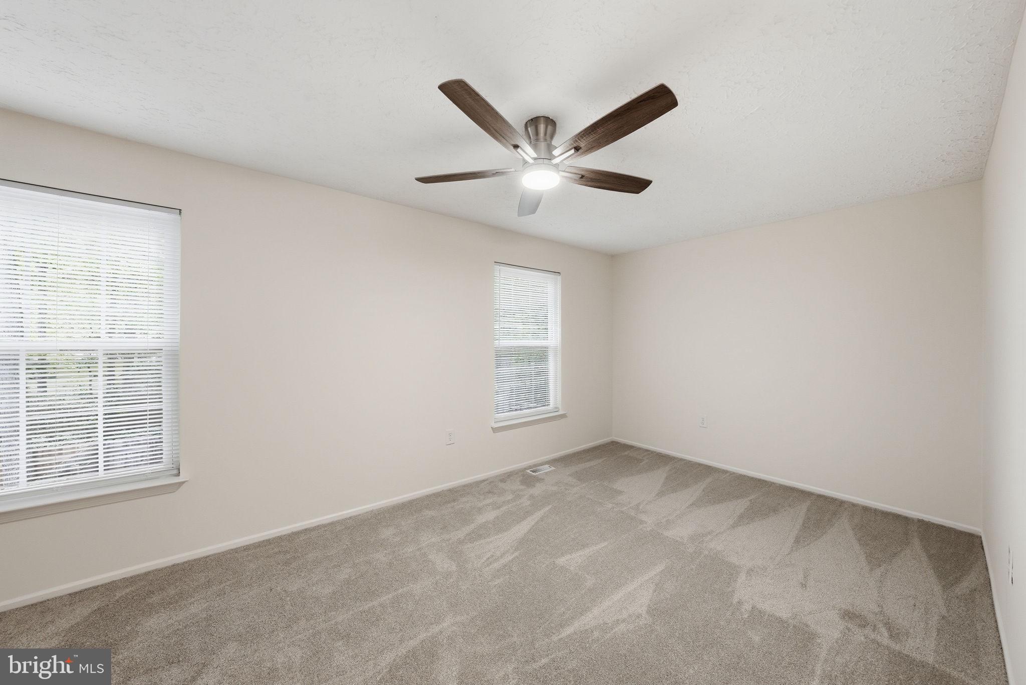 WHITE OAK - Residential