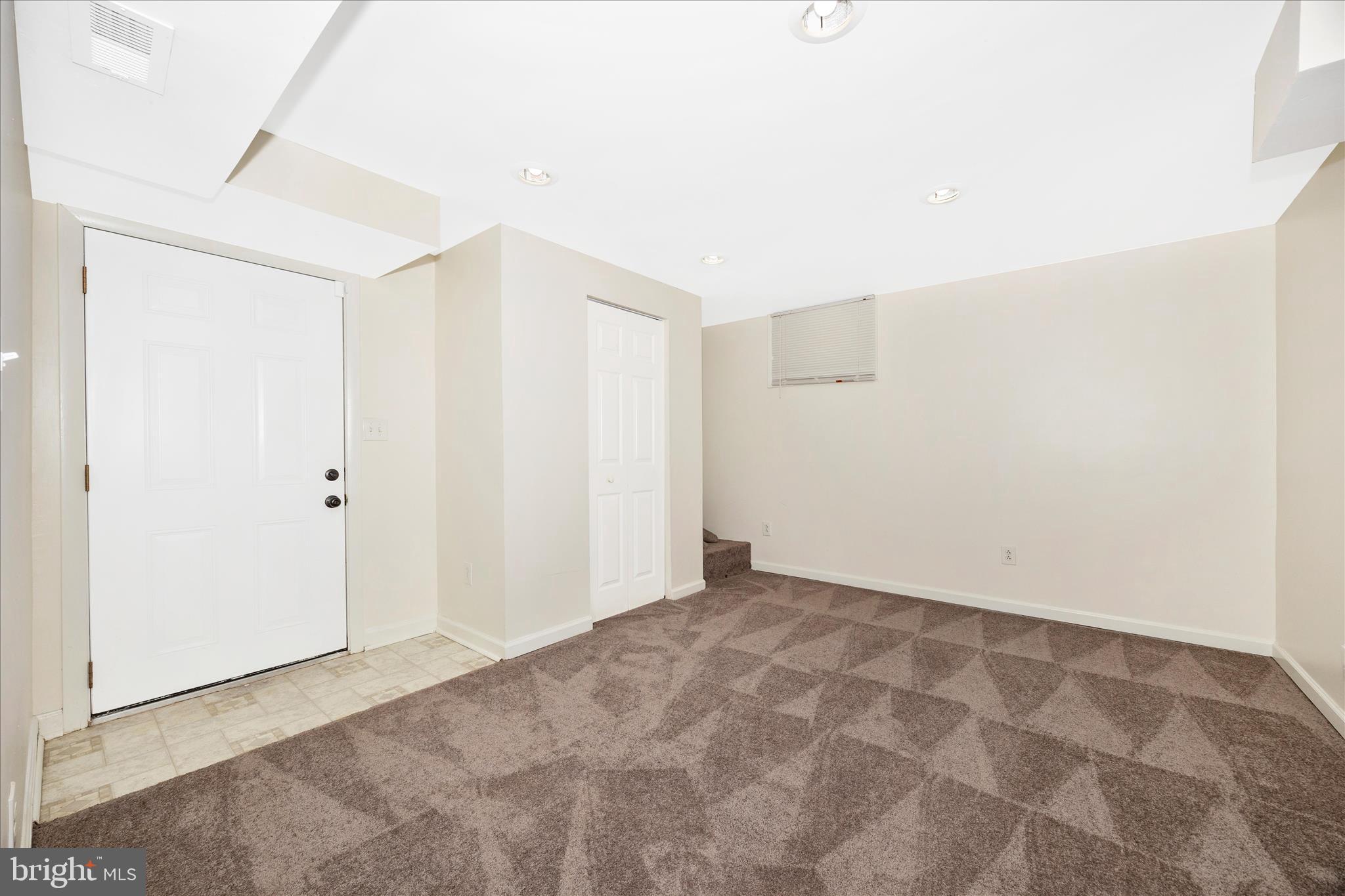 WILLOWCREST - Residential
