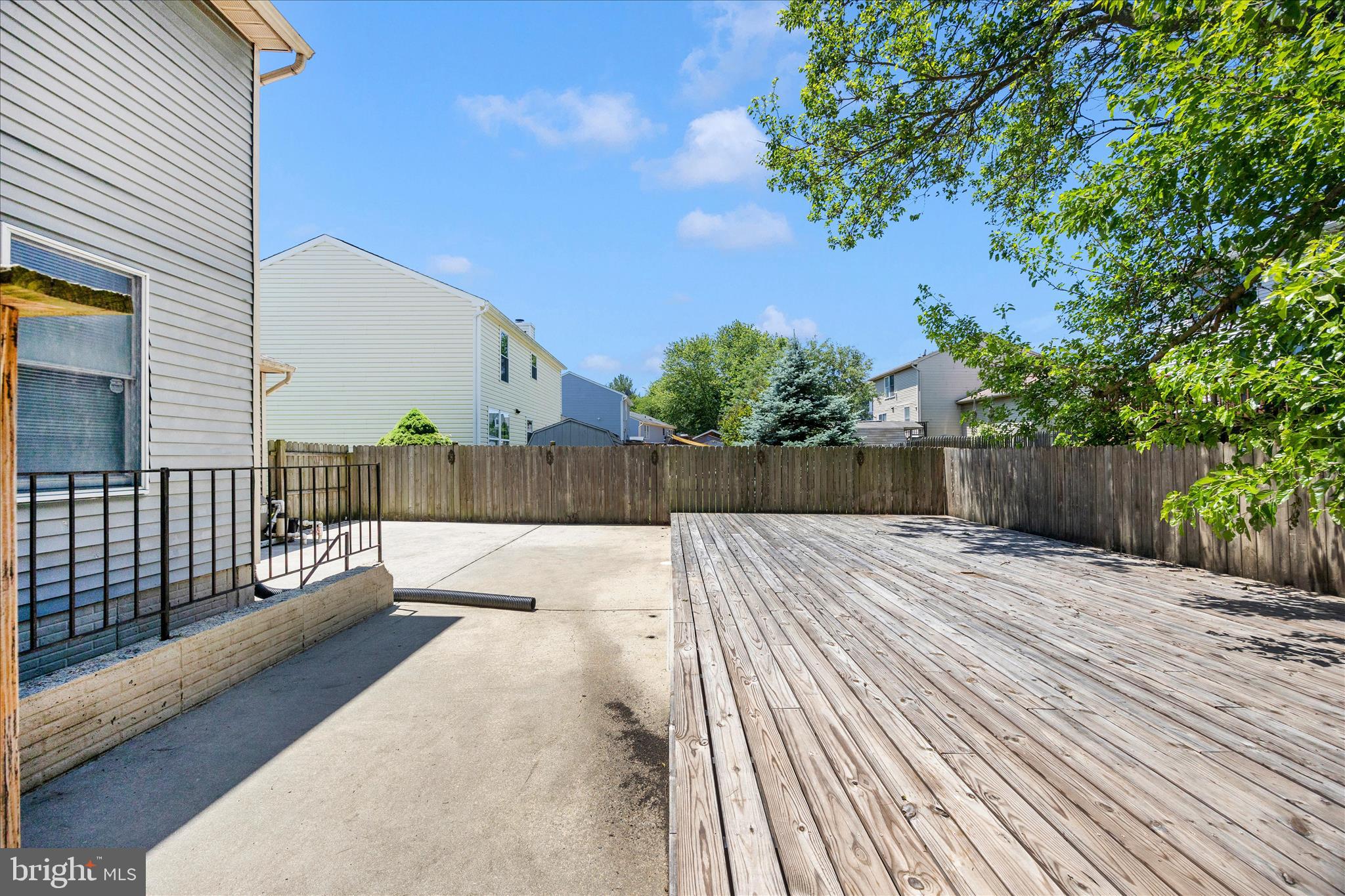 WILLOWCREST - Residential
