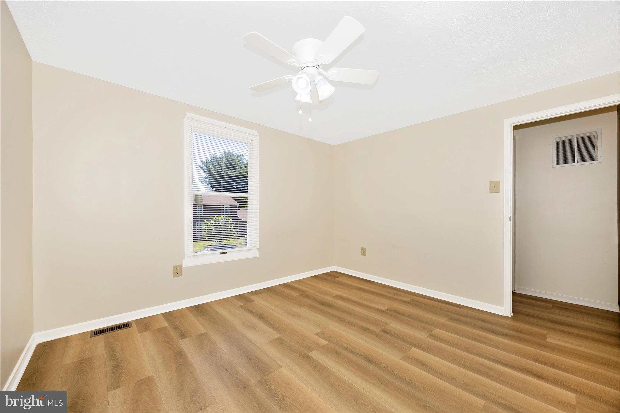 WILLOWCREST - Residential