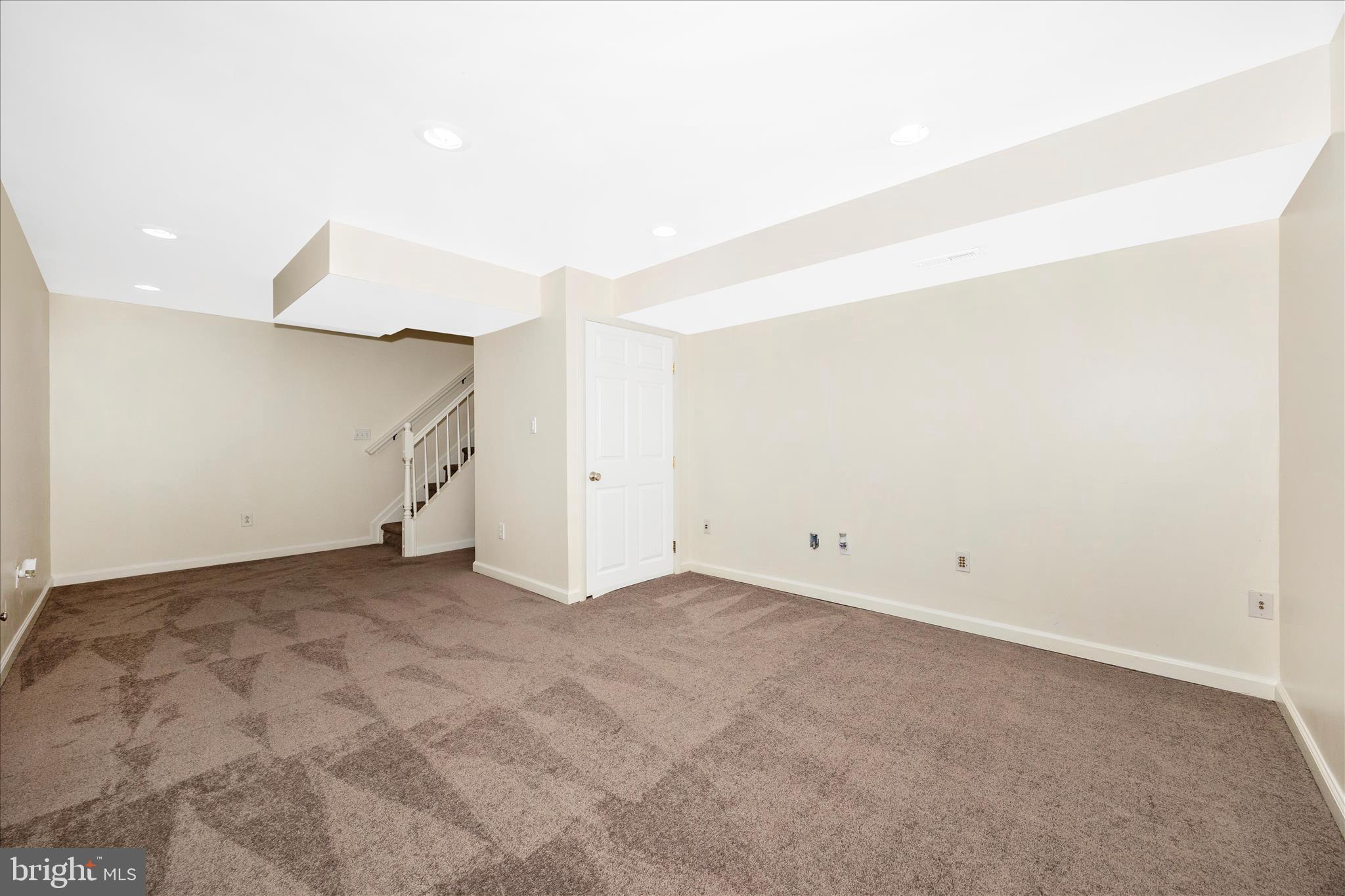 WILLOWCREST - Residential
