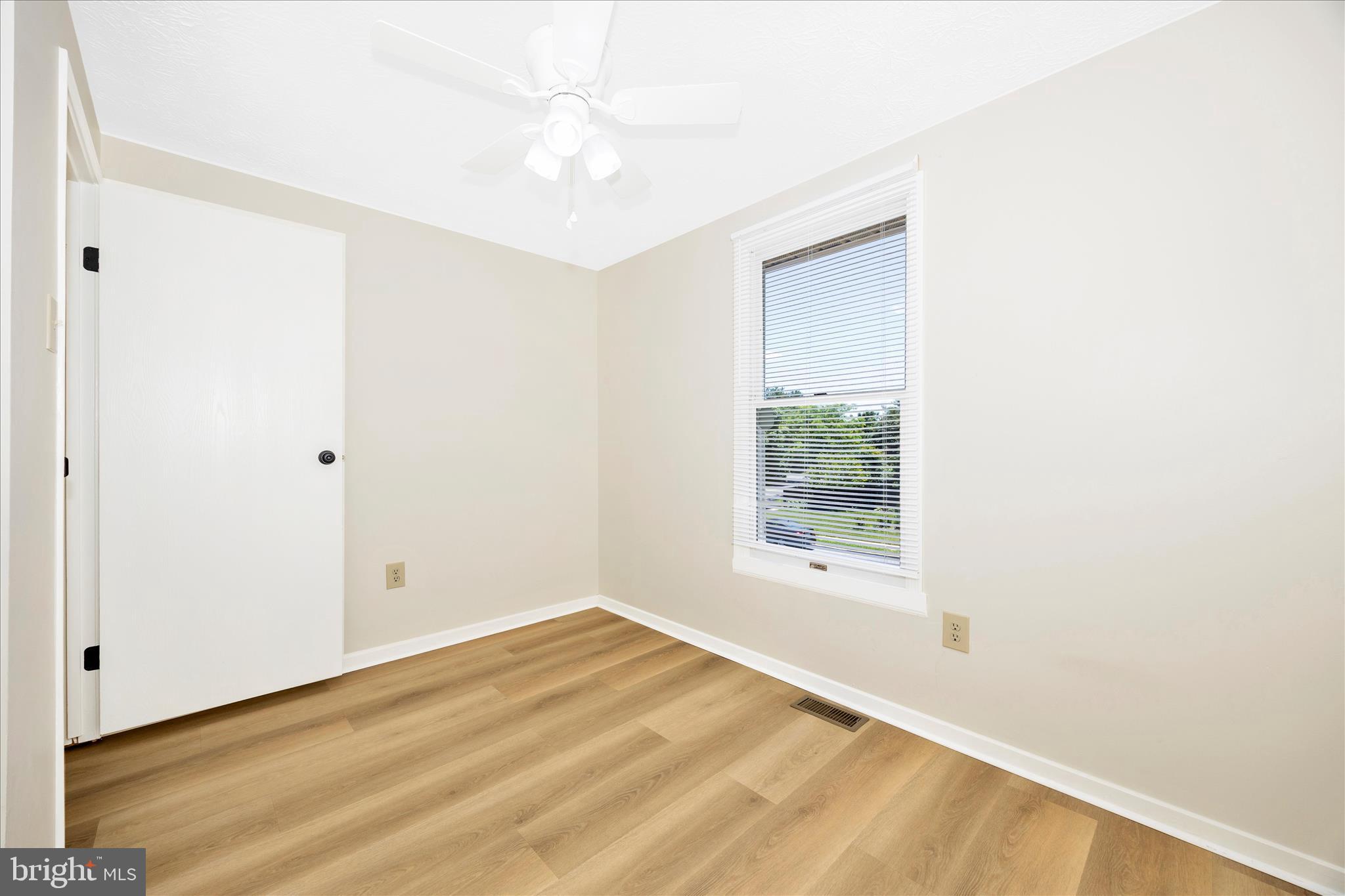WILLOWCREST - Residential