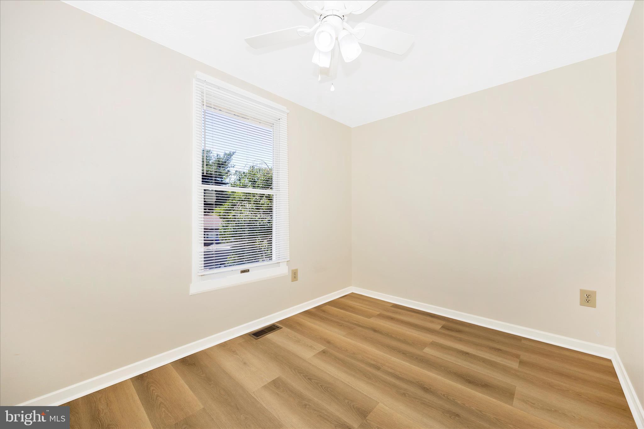 WILLOWCREST - Residential