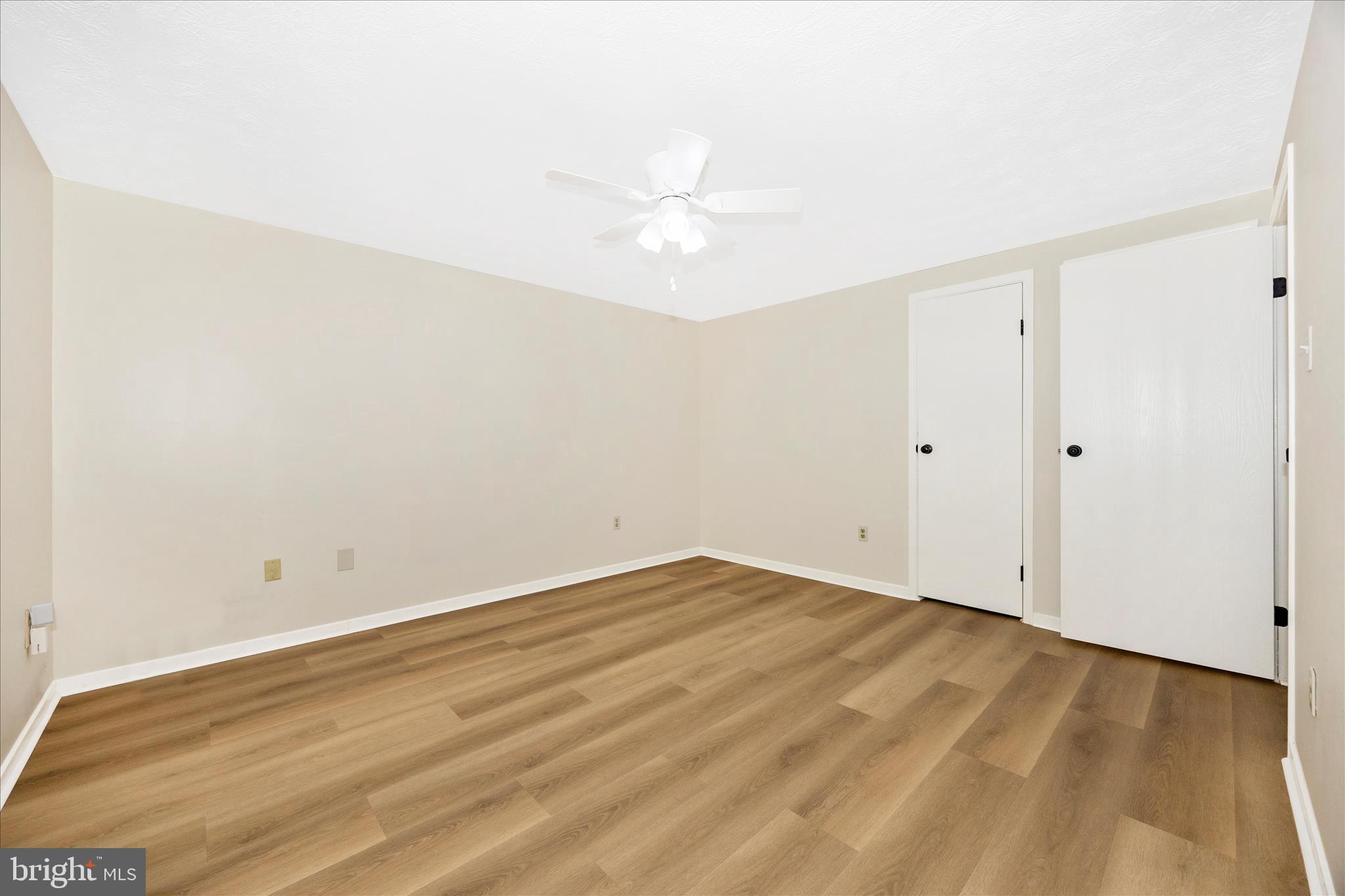 WILLOWCREST - Residential