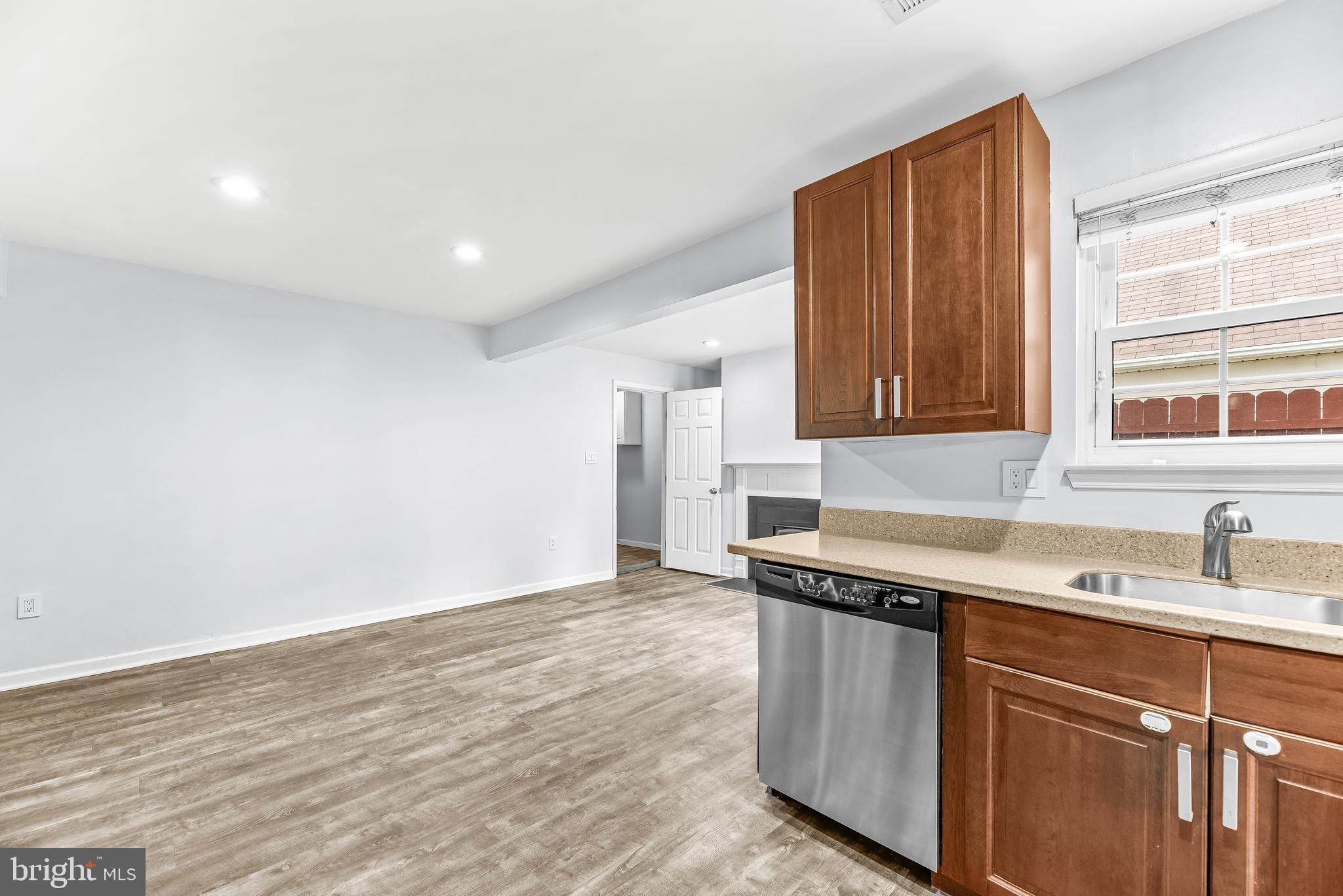 CROFTON VILLAGE - Residential