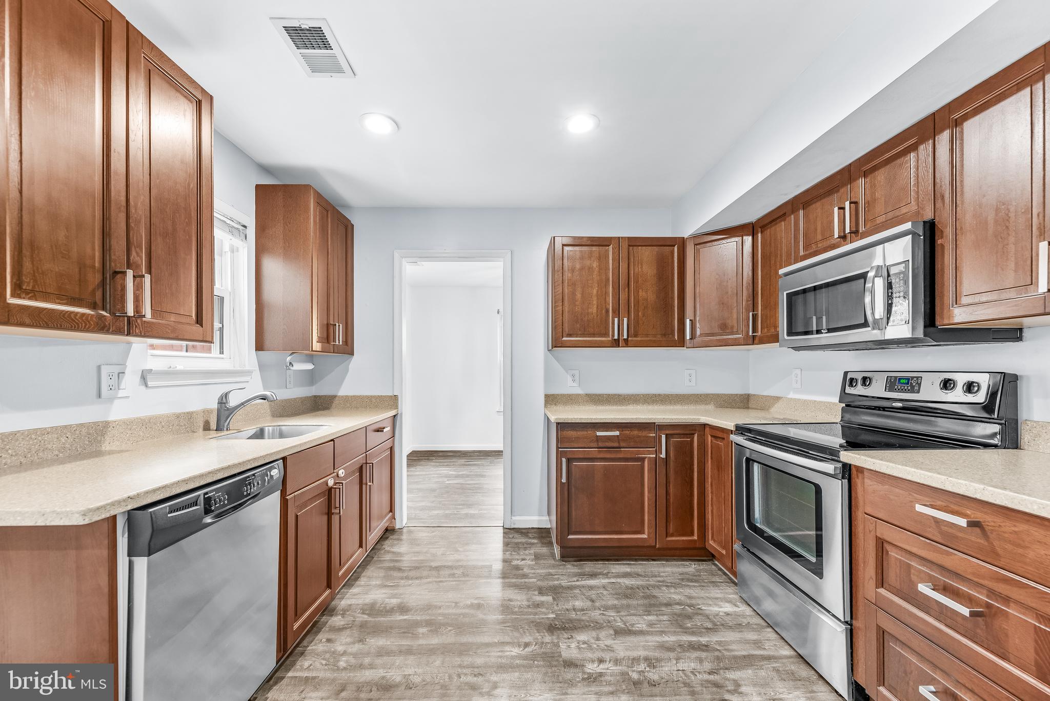 CROFTON VILLAGE - Residential