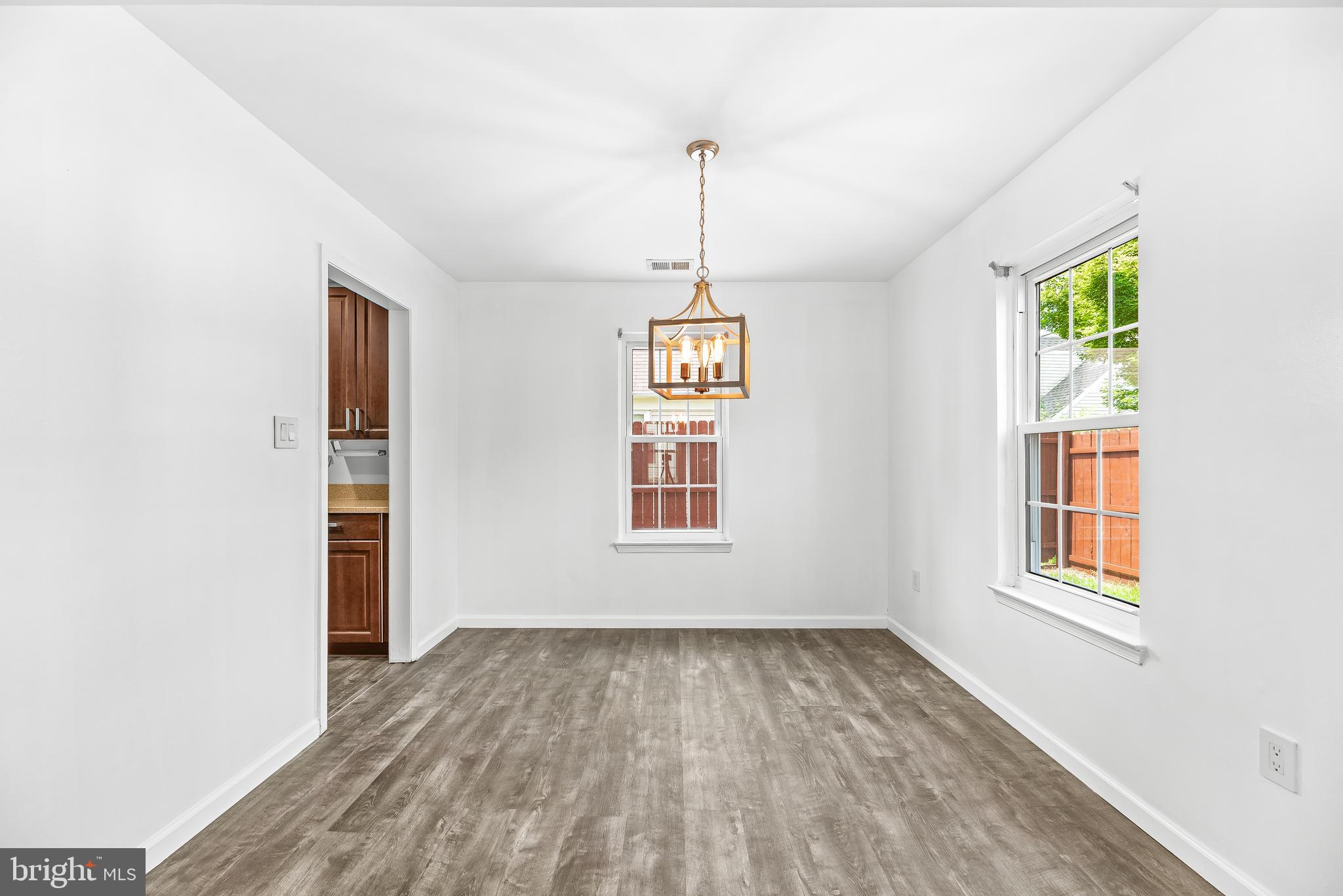 CROFTON VILLAGE - Residential