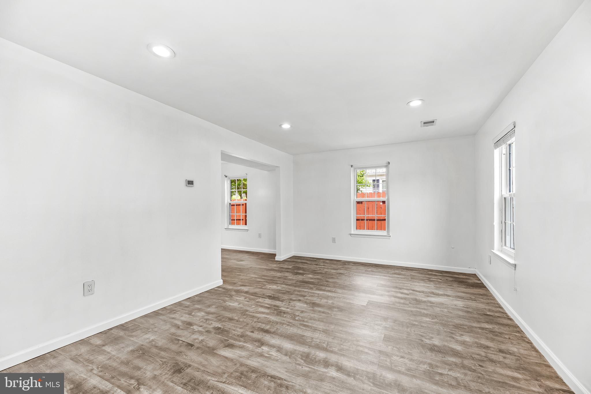 CROFTON VILLAGE - Residential