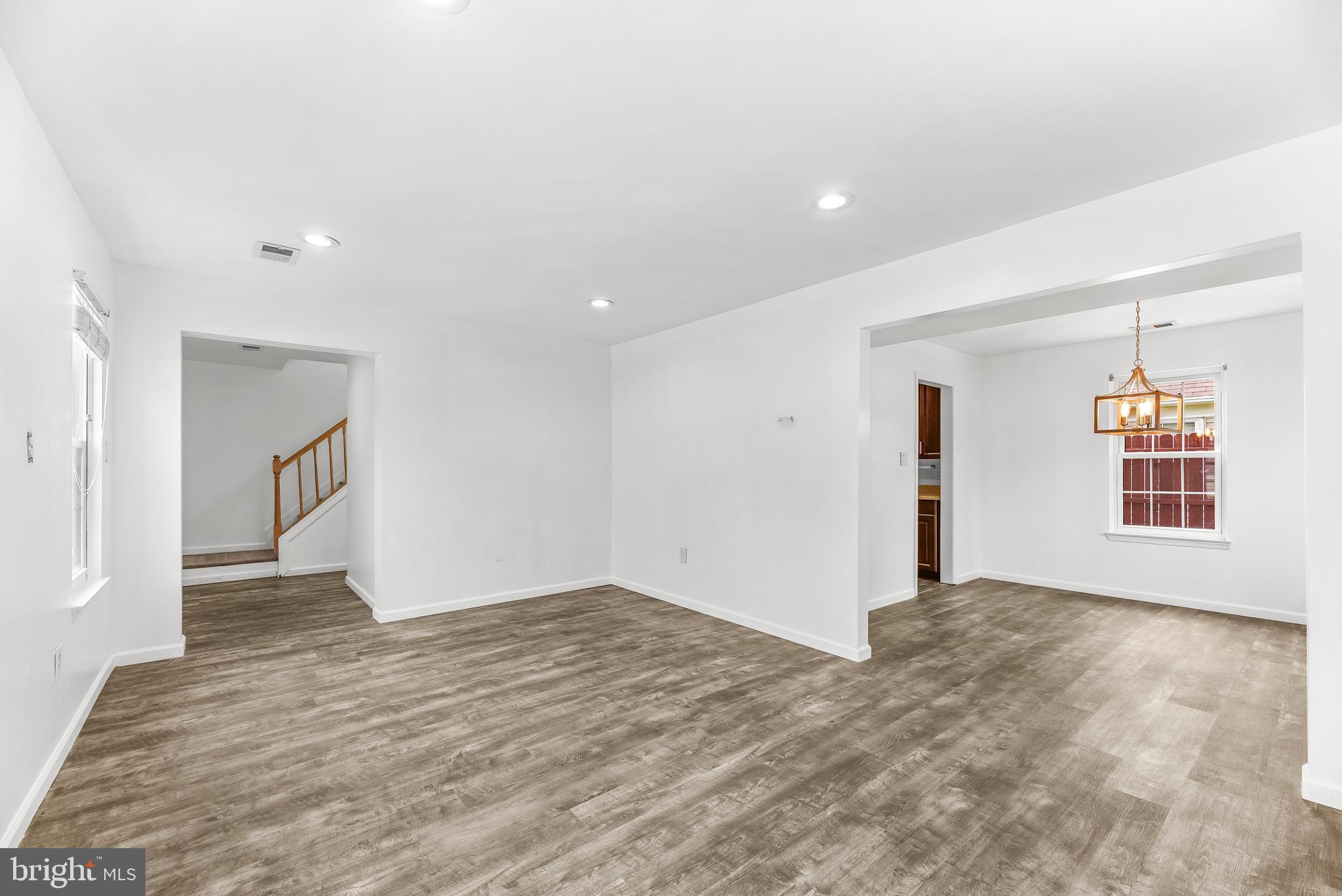 CROFTON VILLAGE - Residential
