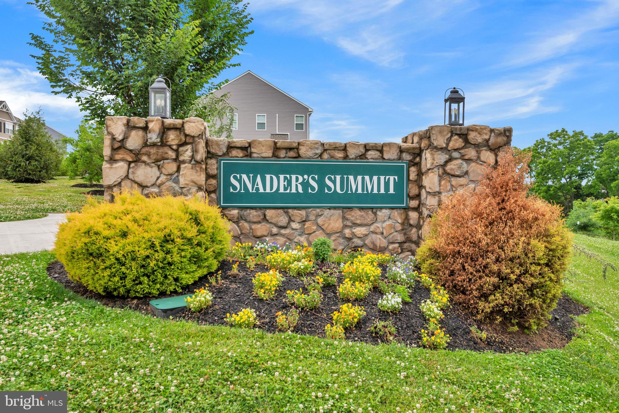 SNADER'S SUMMIT - Residential