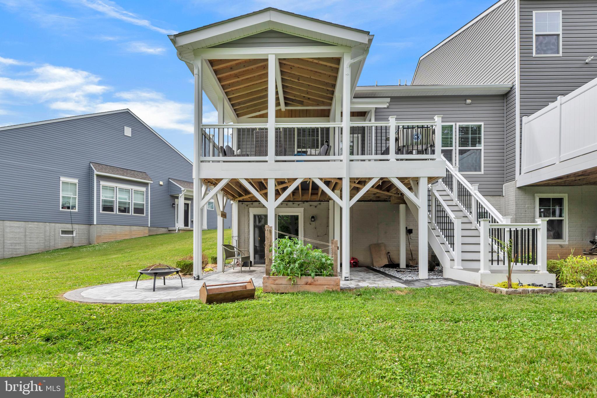 SNADER'S SUMMIT - Residential