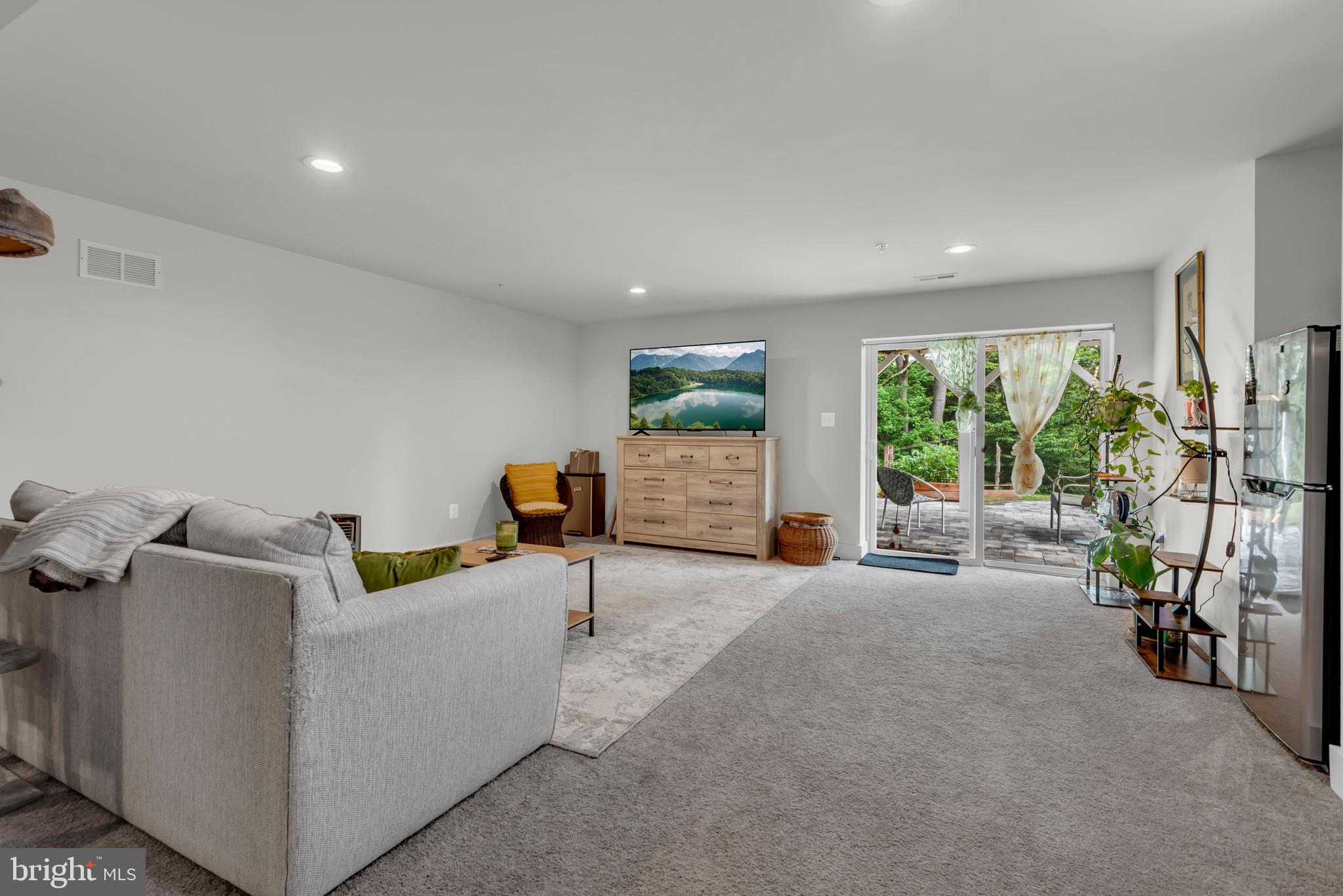 SNADER'S SUMMIT - Residential