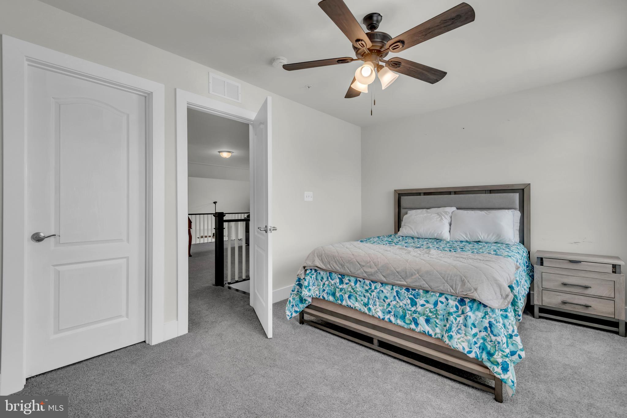 SNADER'S SUMMIT - Residential