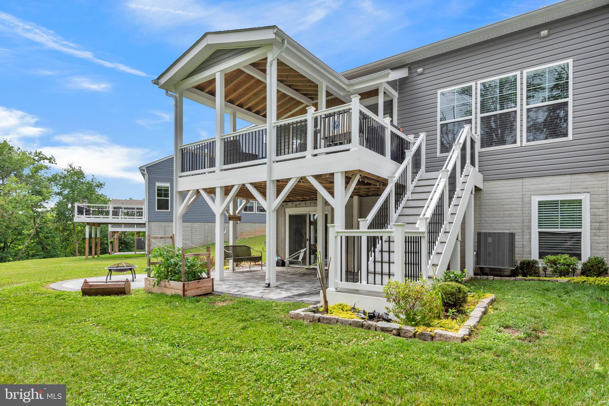 SNADER'S SUMMIT - Residential
