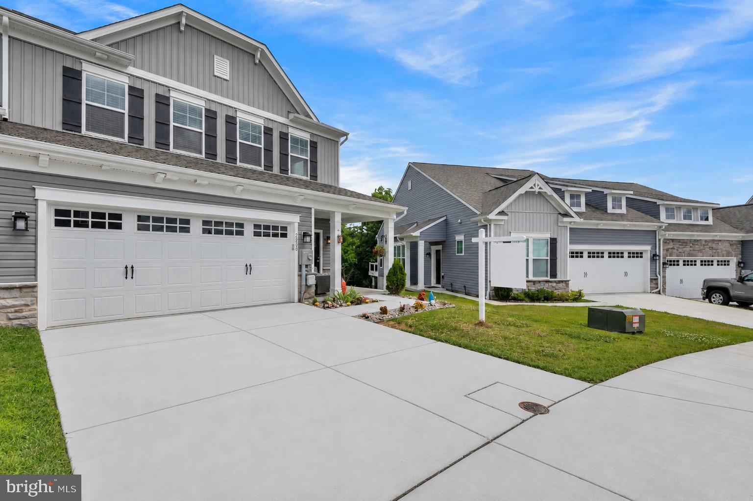 SNADER'S SUMMIT - Residential