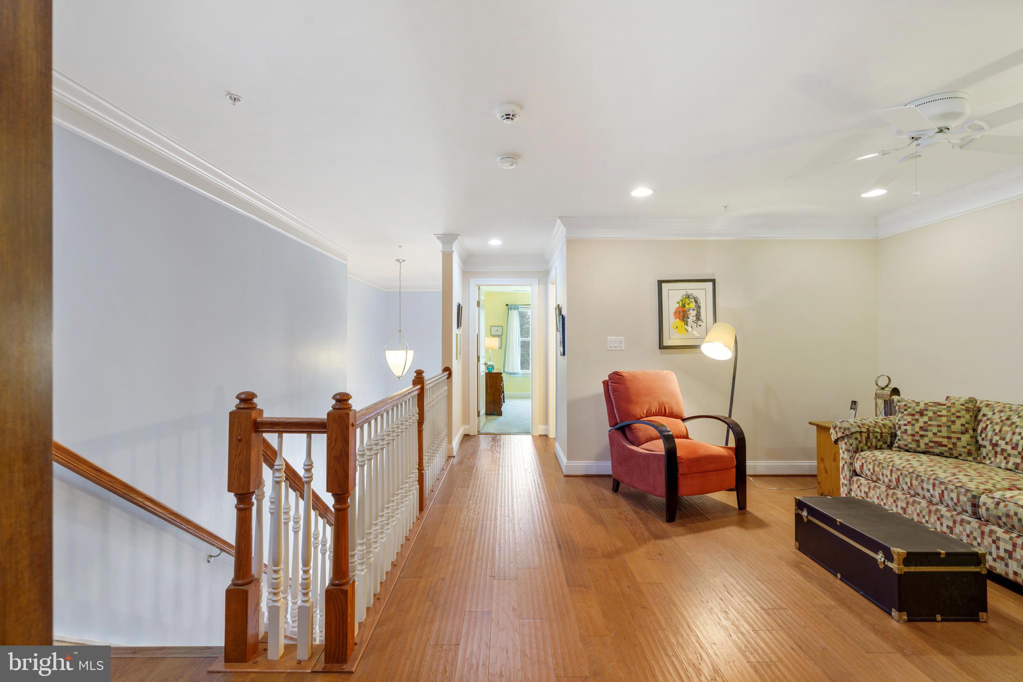 STONELEIGH SUMMIT - Residential
