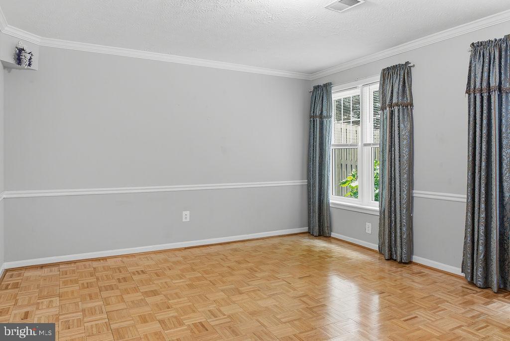 EDGEMOORE - Residential