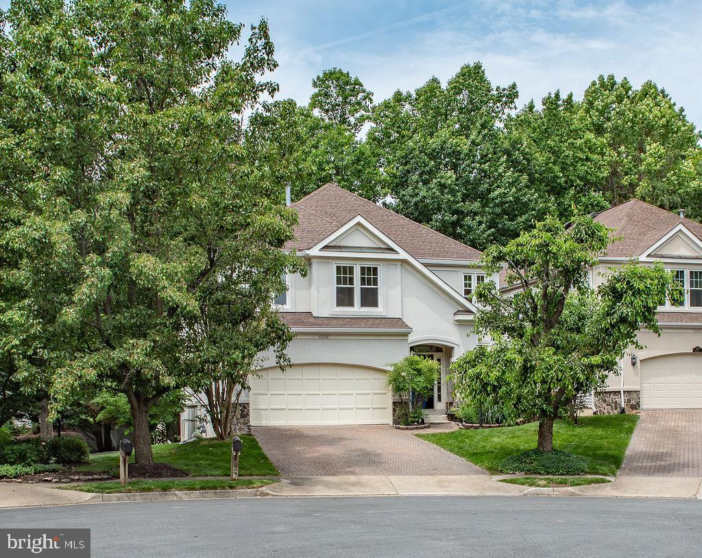 EDGEMOORE - Residential