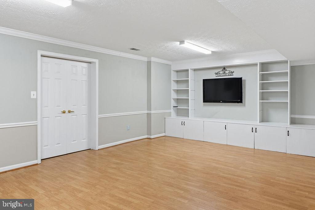 EDGEMOORE - Residential