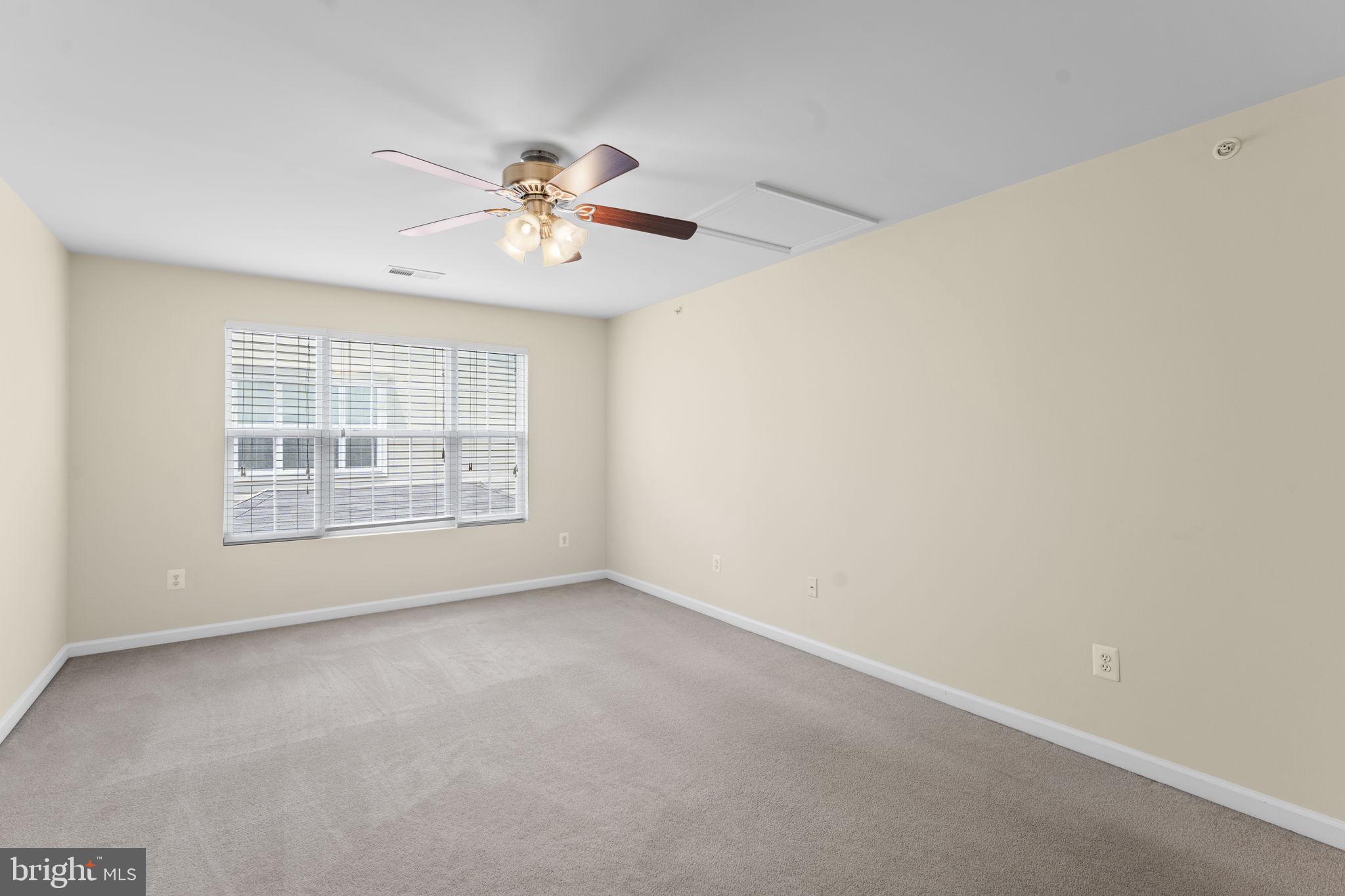 CHATSWORTH VILLAGE CONDO - Residential
