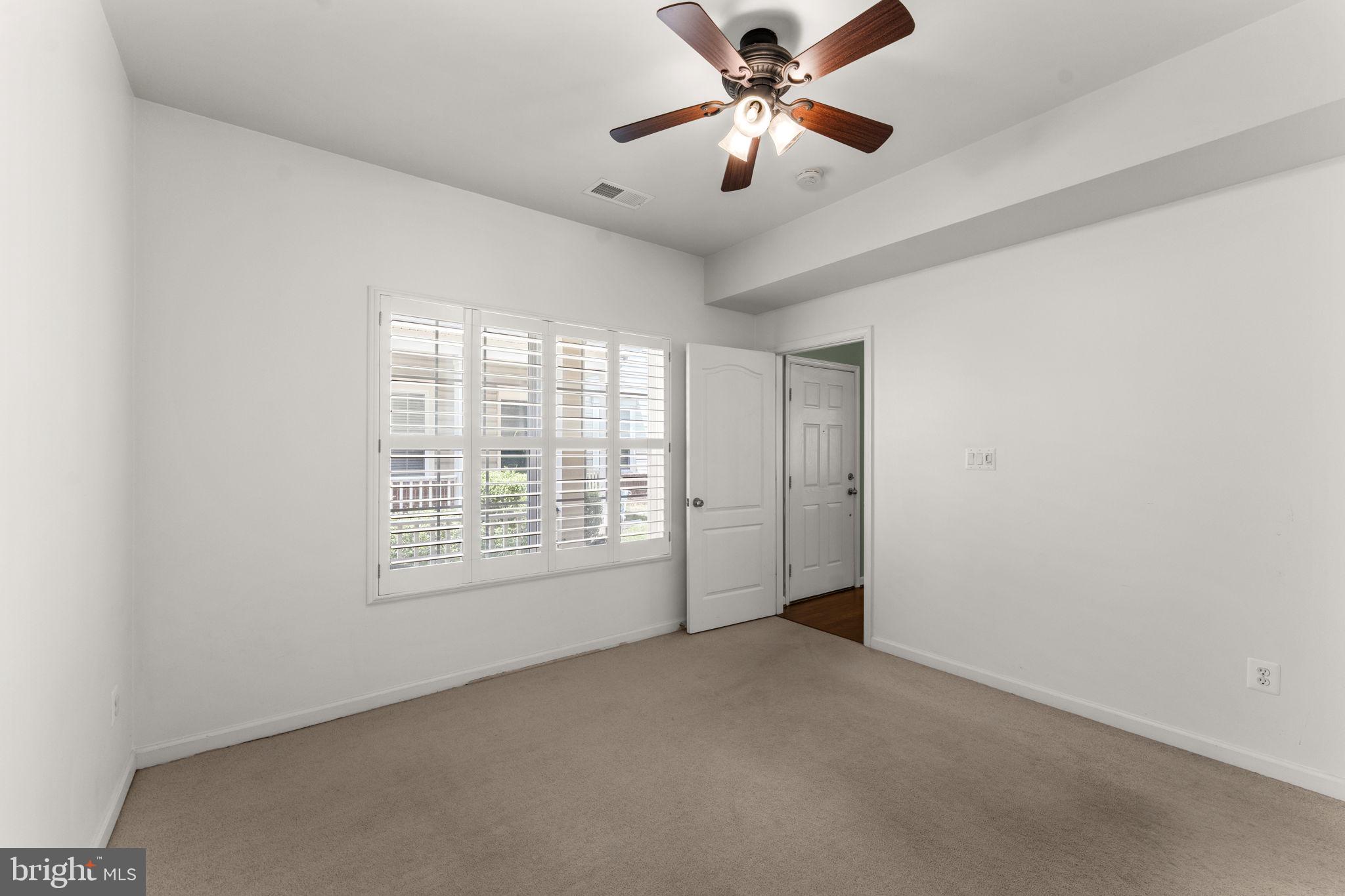 CHATSWORTH VILLAGE CONDO - Residential