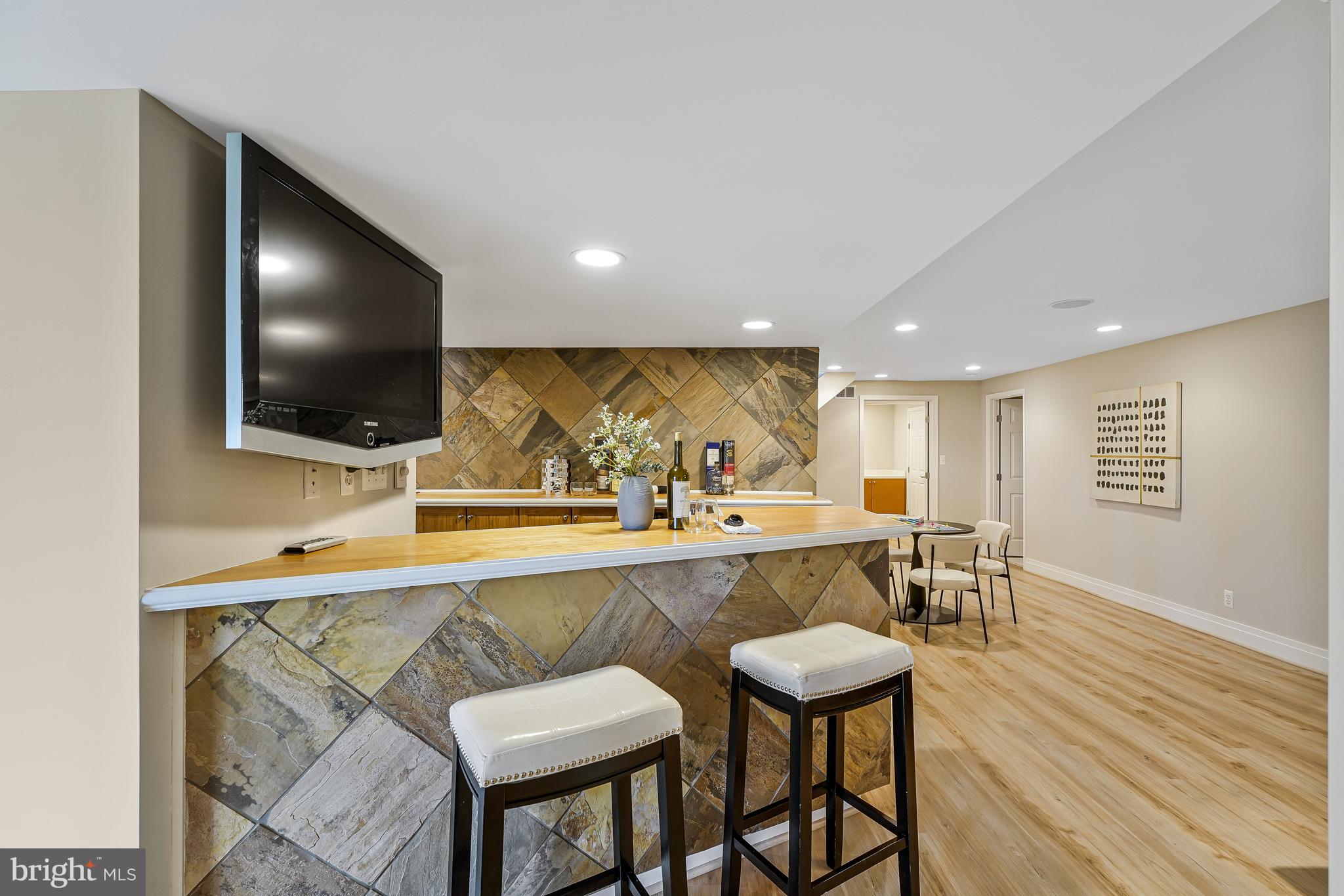 CEDAR RUN - Residential