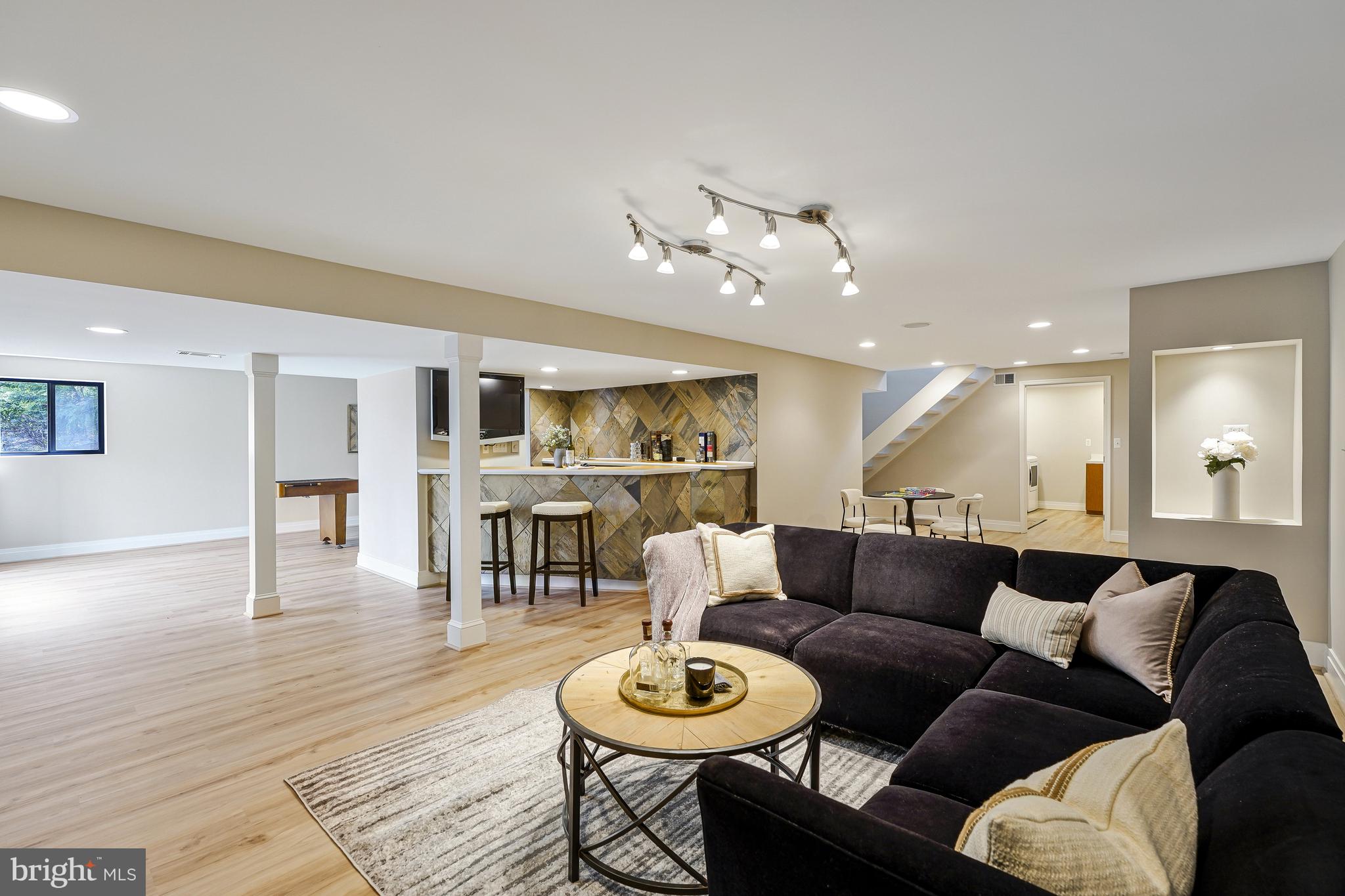 CEDAR RUN - Residential
