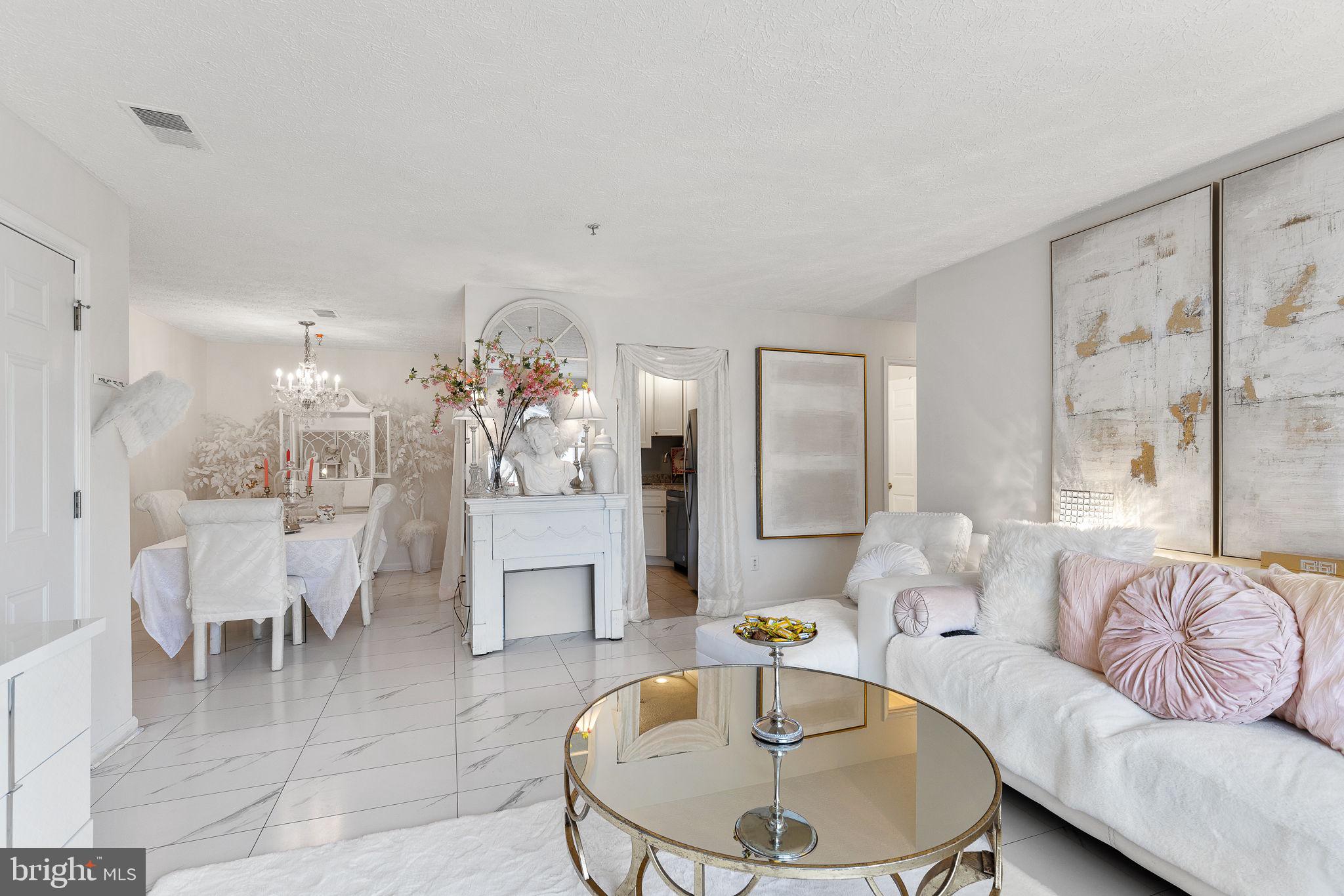 PARKVIEW CONDOMINIUMS - Residential