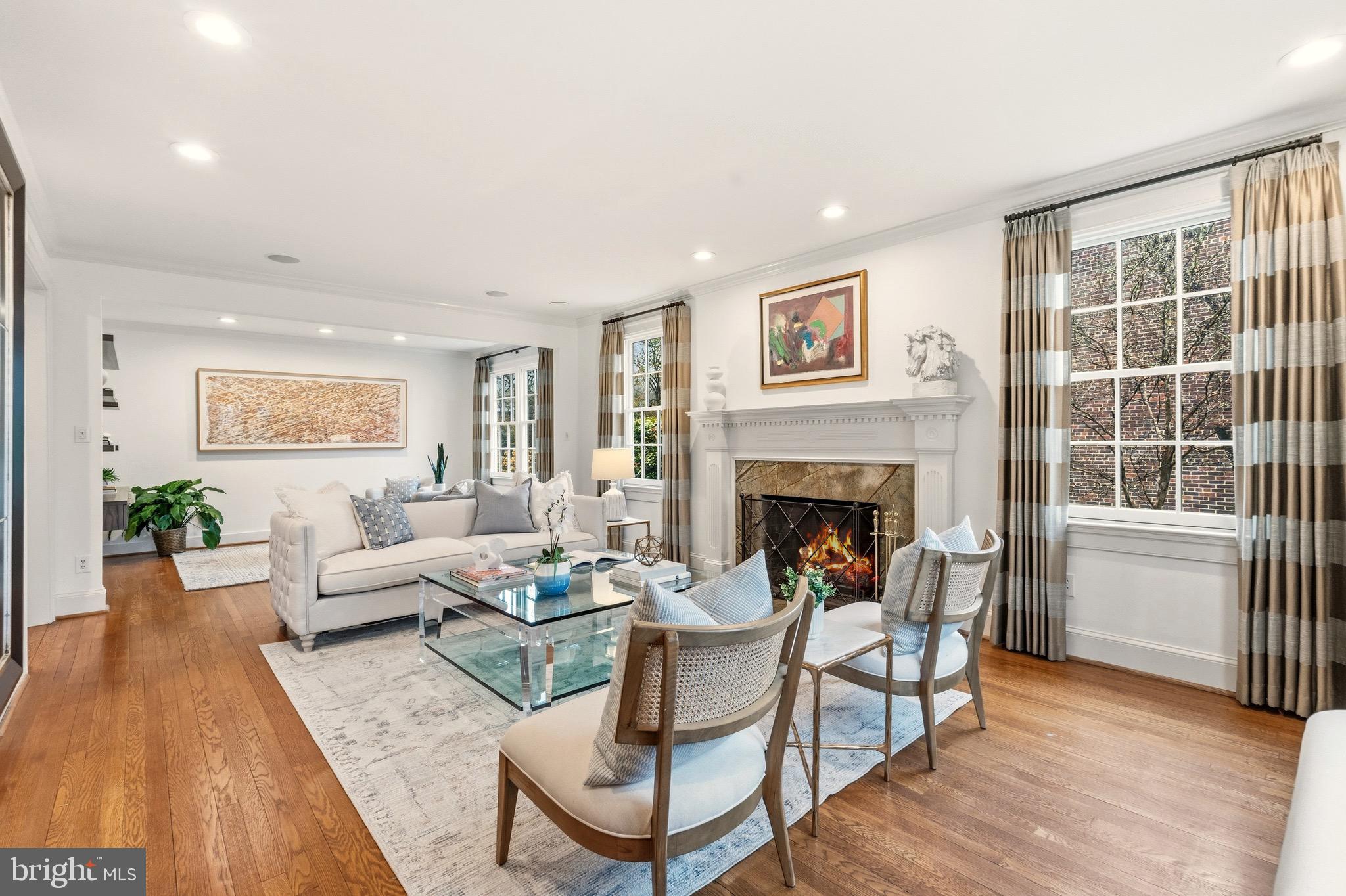 SPRING VALLEY - Residential