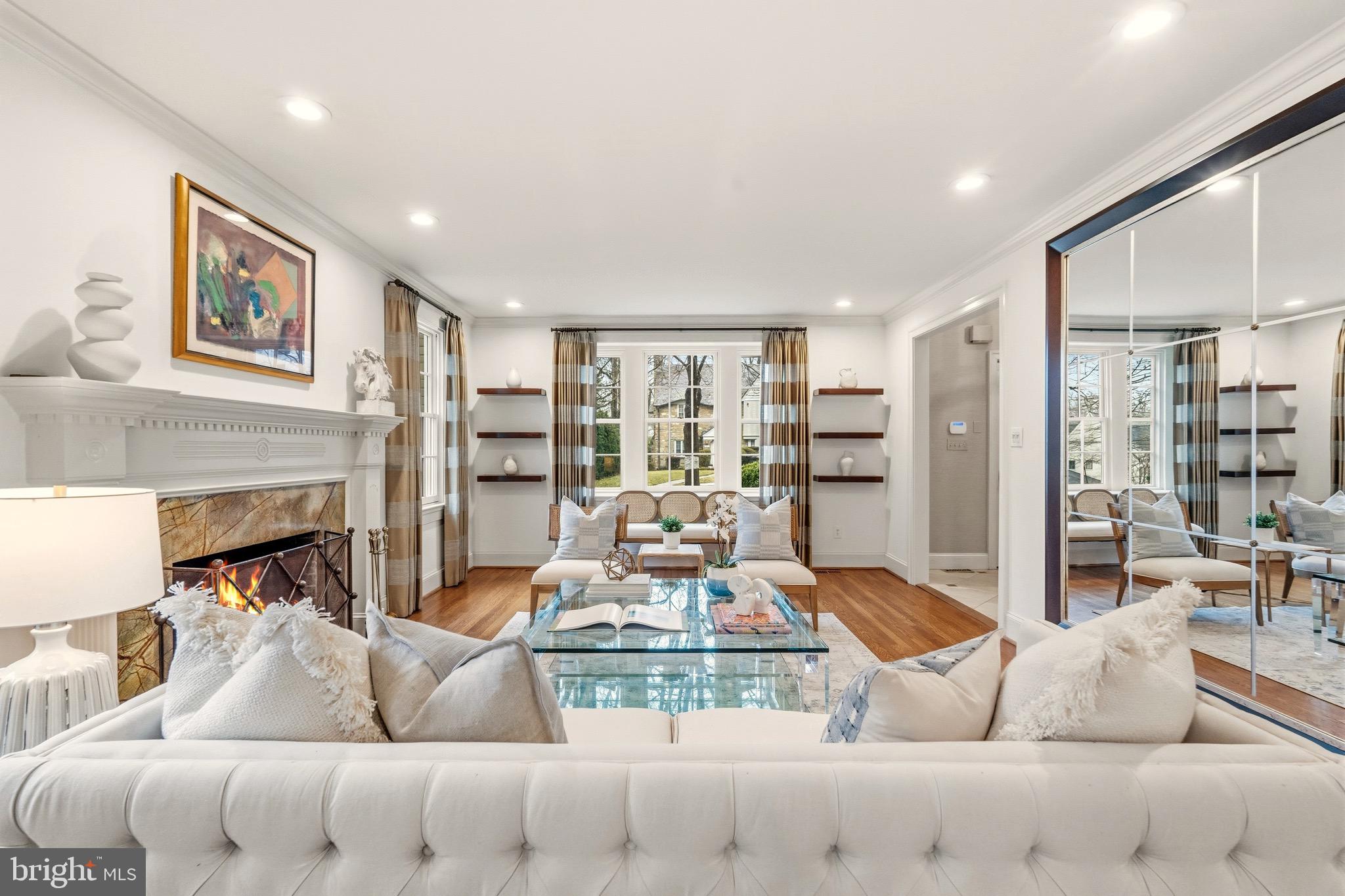 SPRING VALLEY - Residential