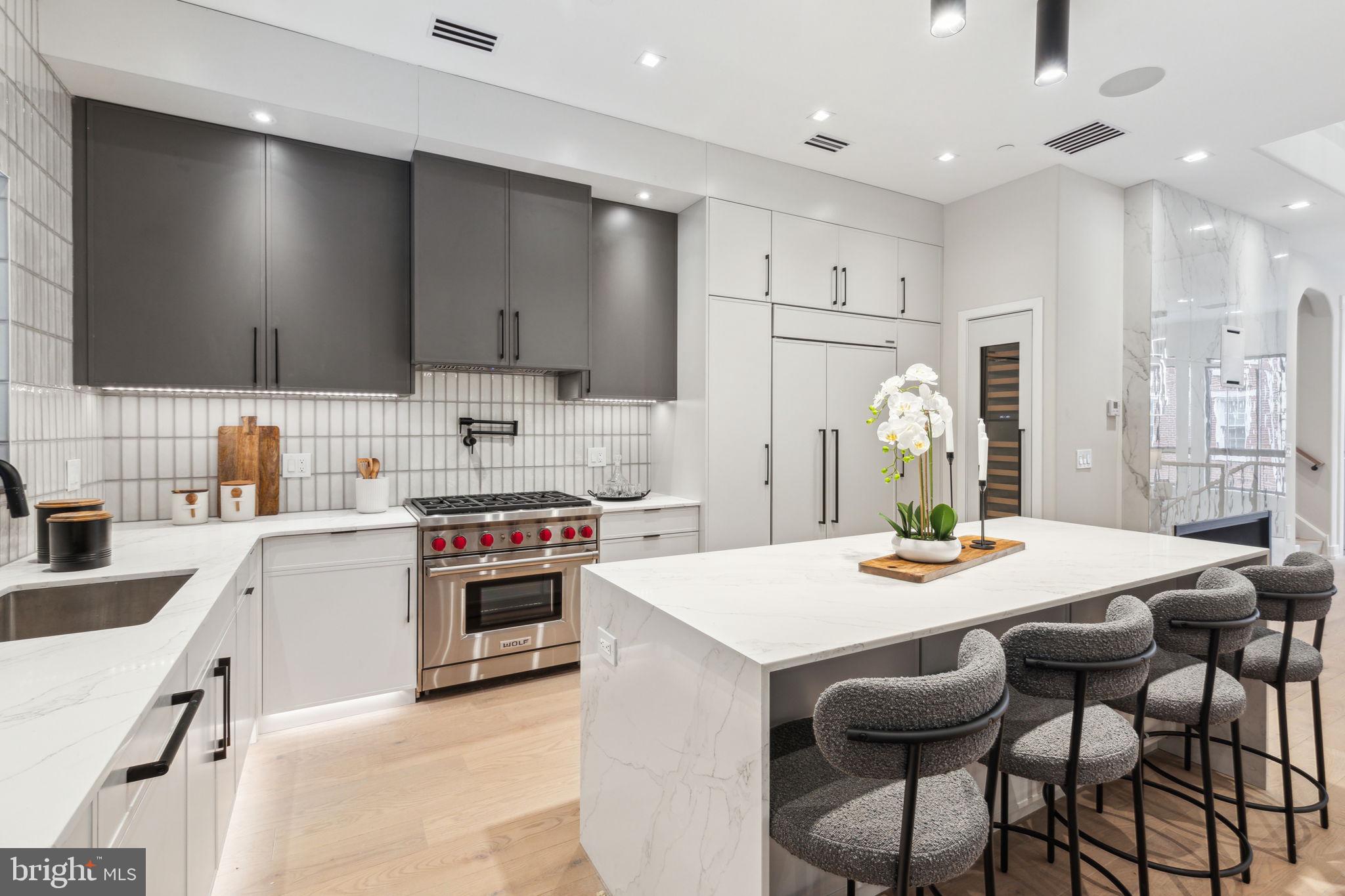 RITTENHOUSE SQUARE - Residential