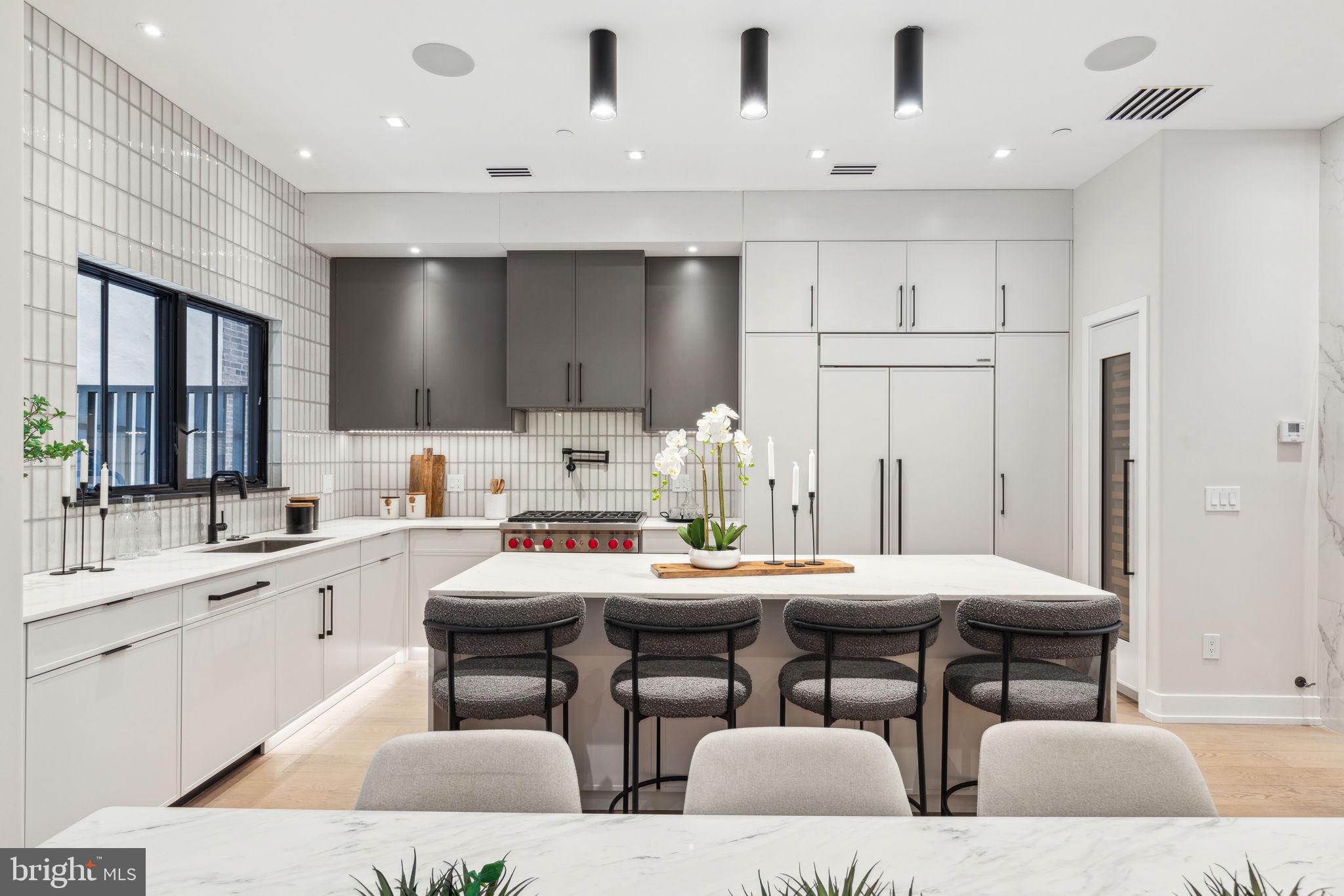 RITTENHOUSE SQUARE - Residential