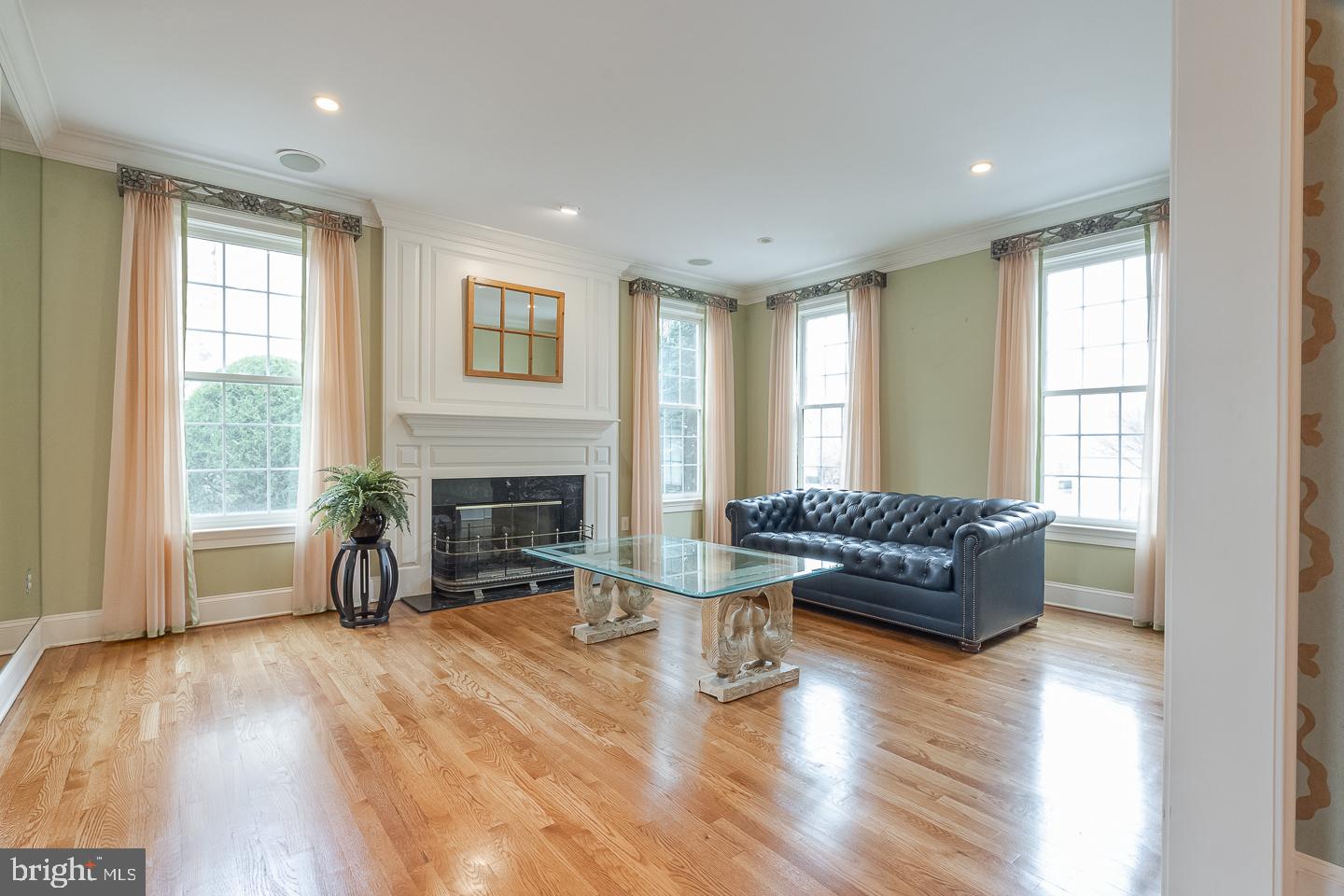 APPLEBROOK - Residential