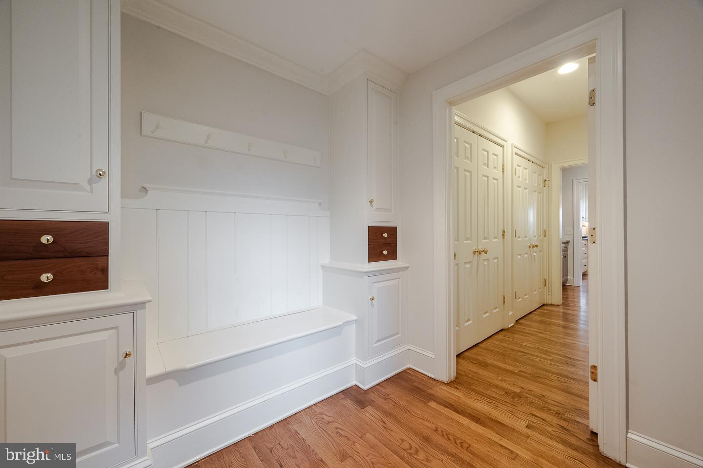 APPLEBROOK - Residential