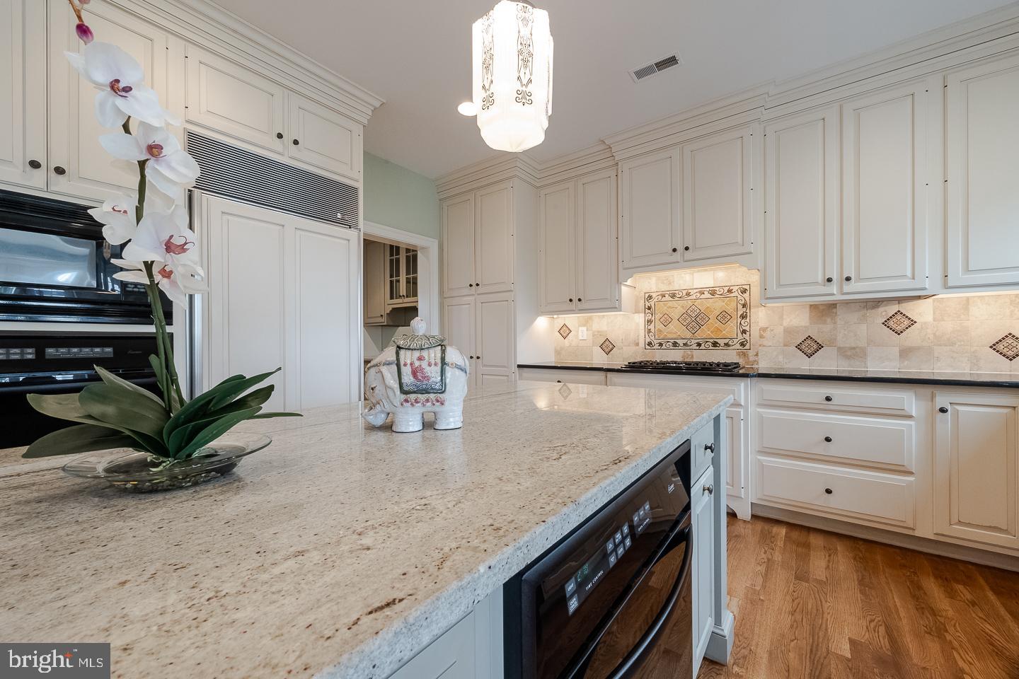 APPLEBROOK - Residential