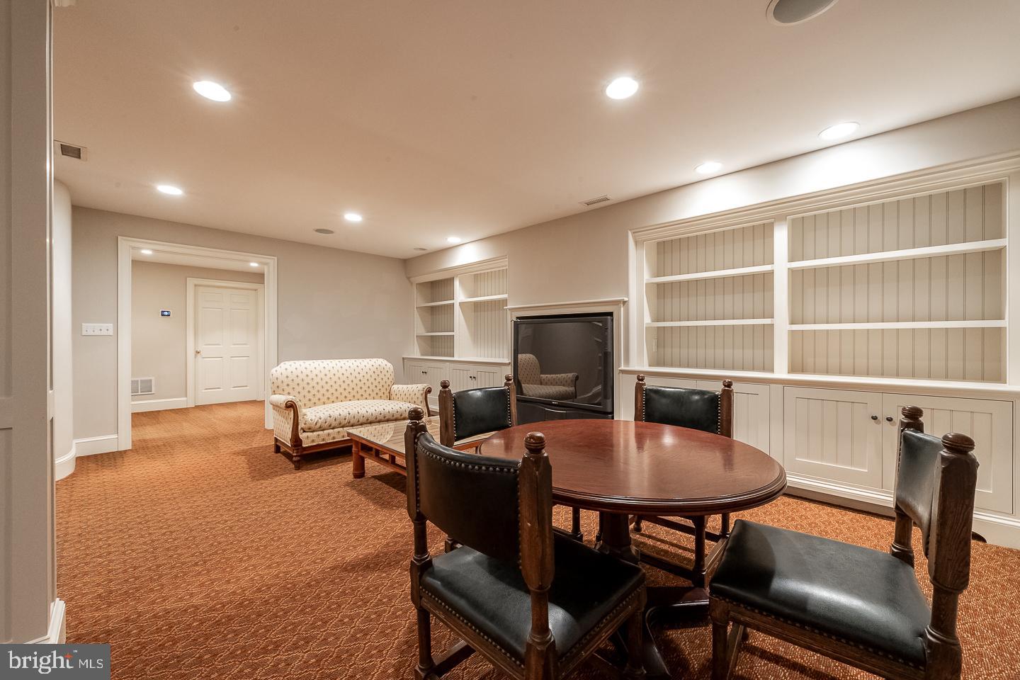 APPLEBROOK - Residential