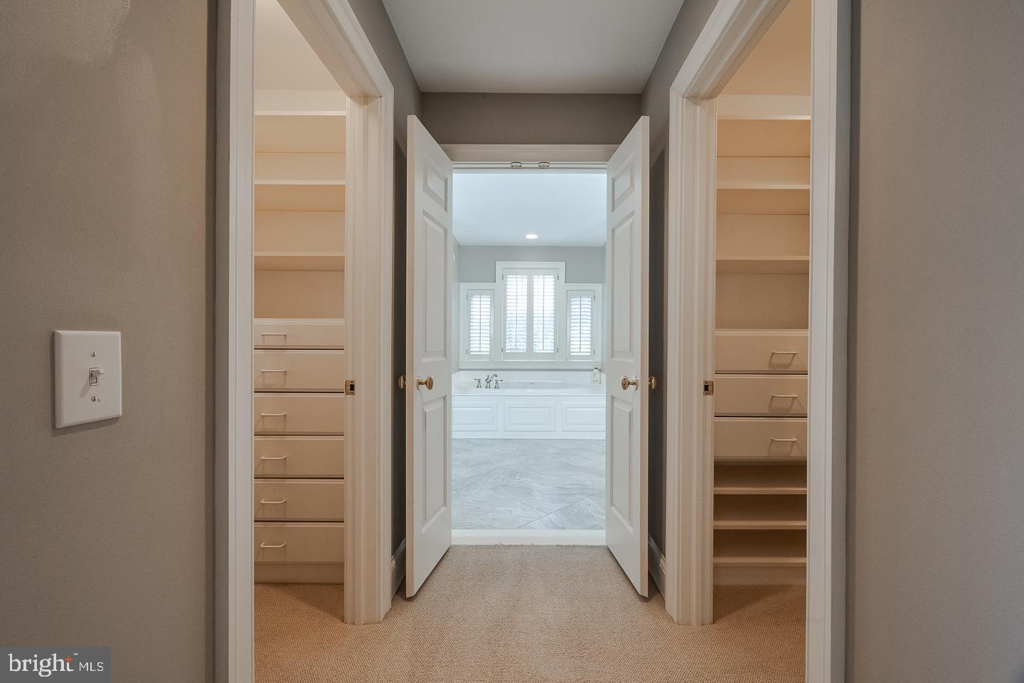 APPLEBROOK - Residential