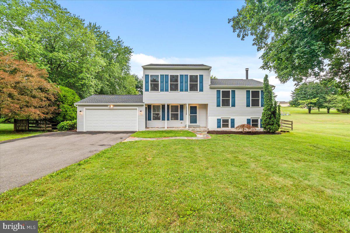 MID COUNTRY VIEW - Residential