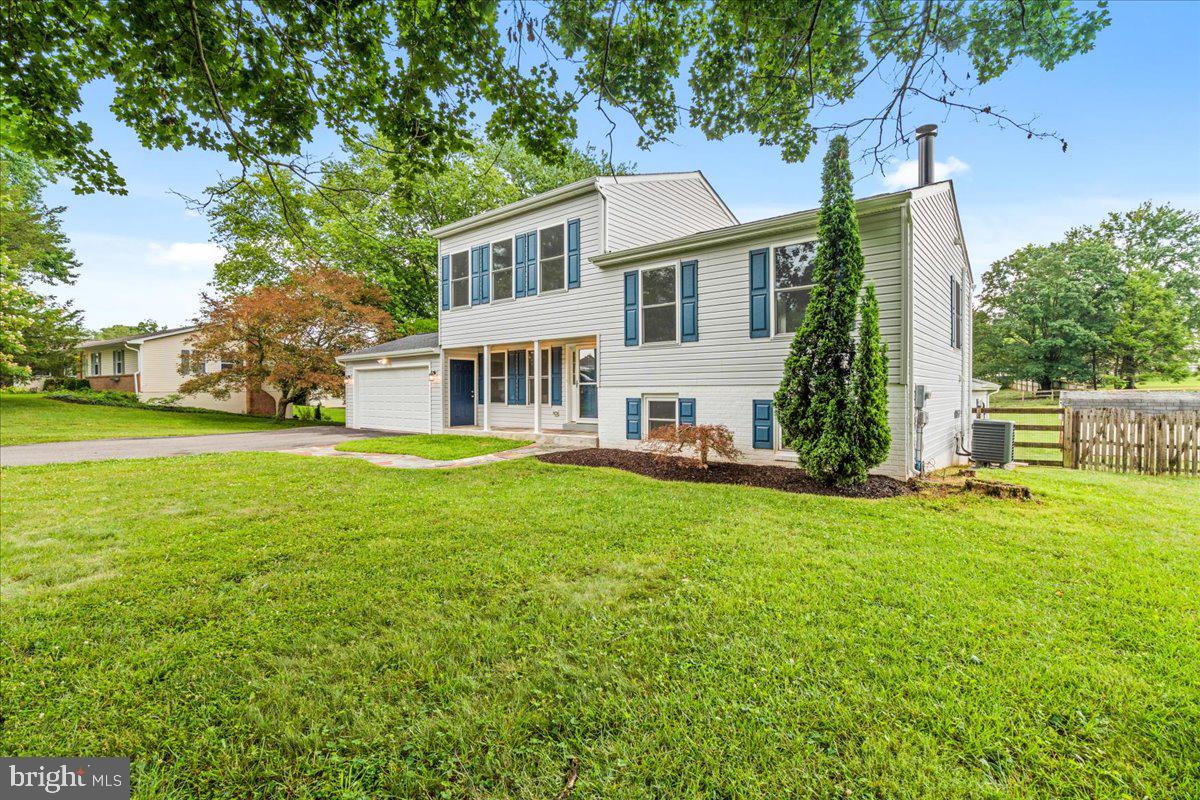 MID COUNTRY VIEW - Residential
